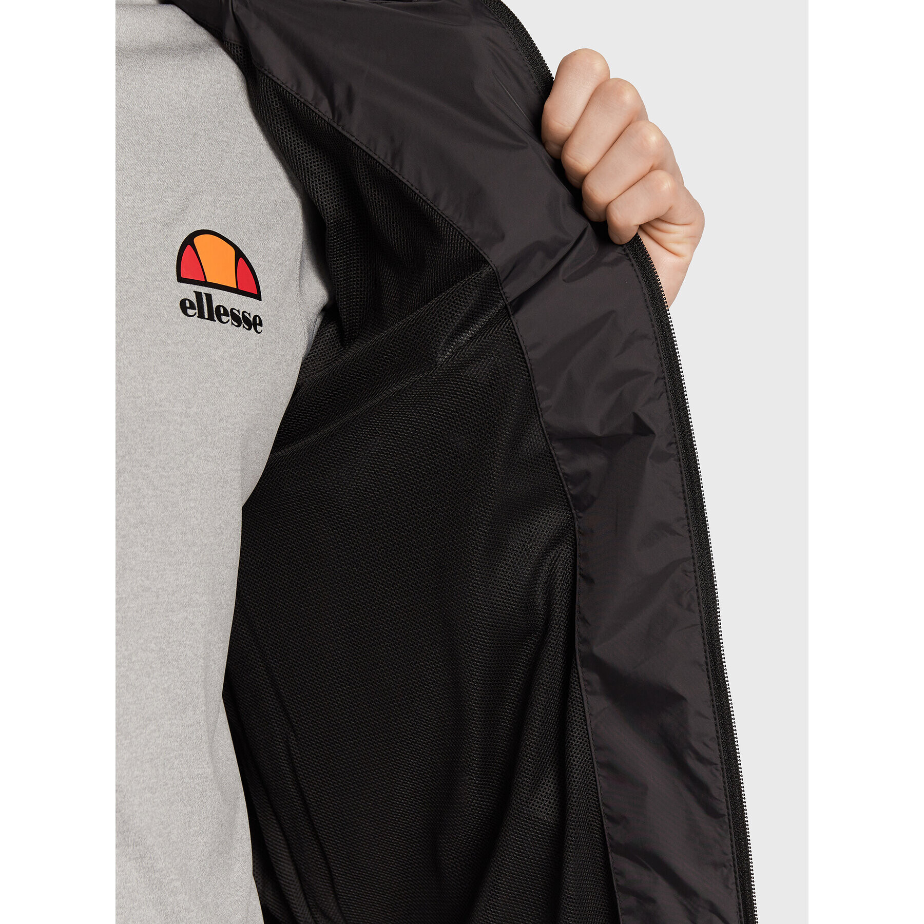 Ellesse Vetrovka Marcos SHP16201 Čierna Regular Fit - Pepit.sk