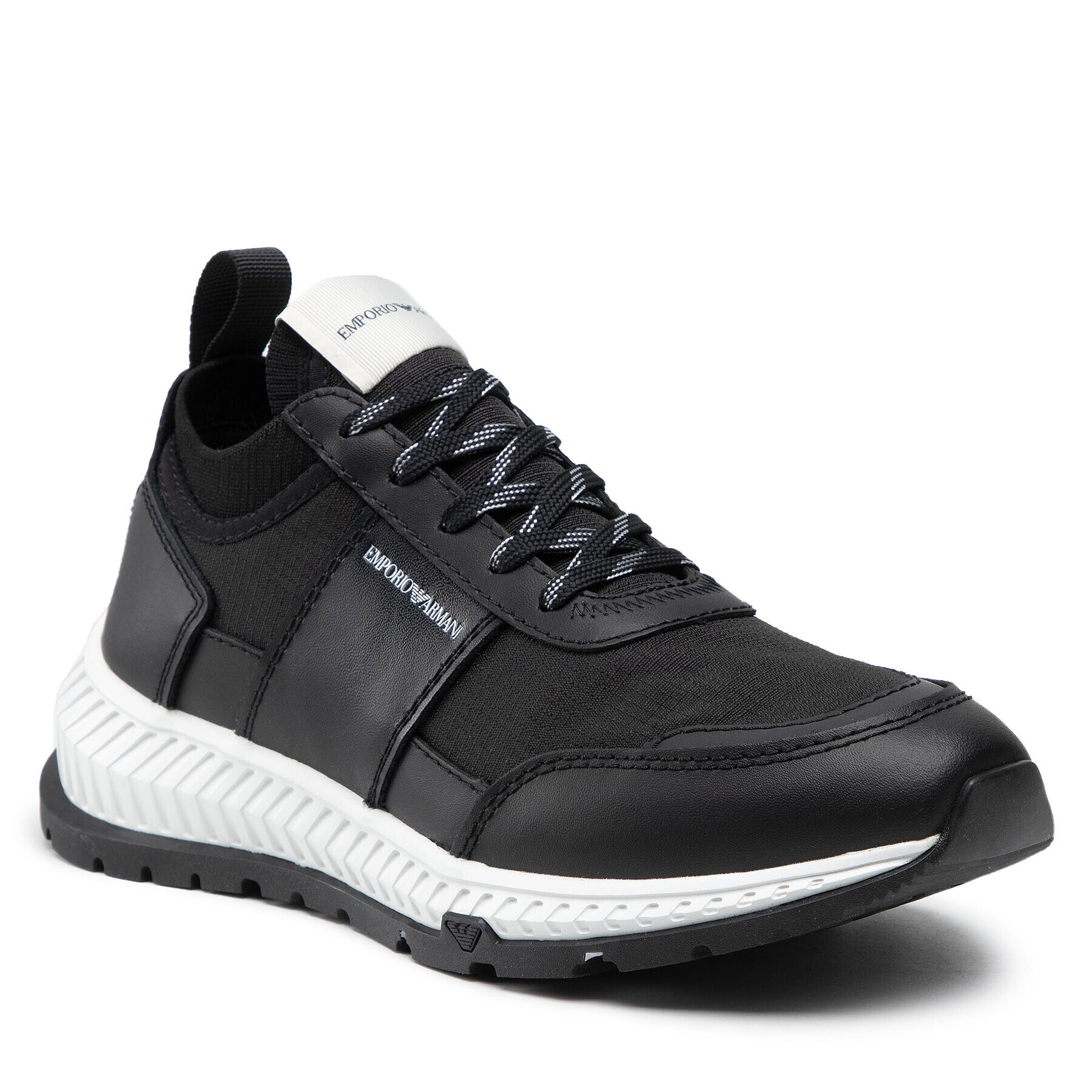 Emporio Armani Sneakersy X4X560 XN063 Q433 Čierna - Pepit.sk