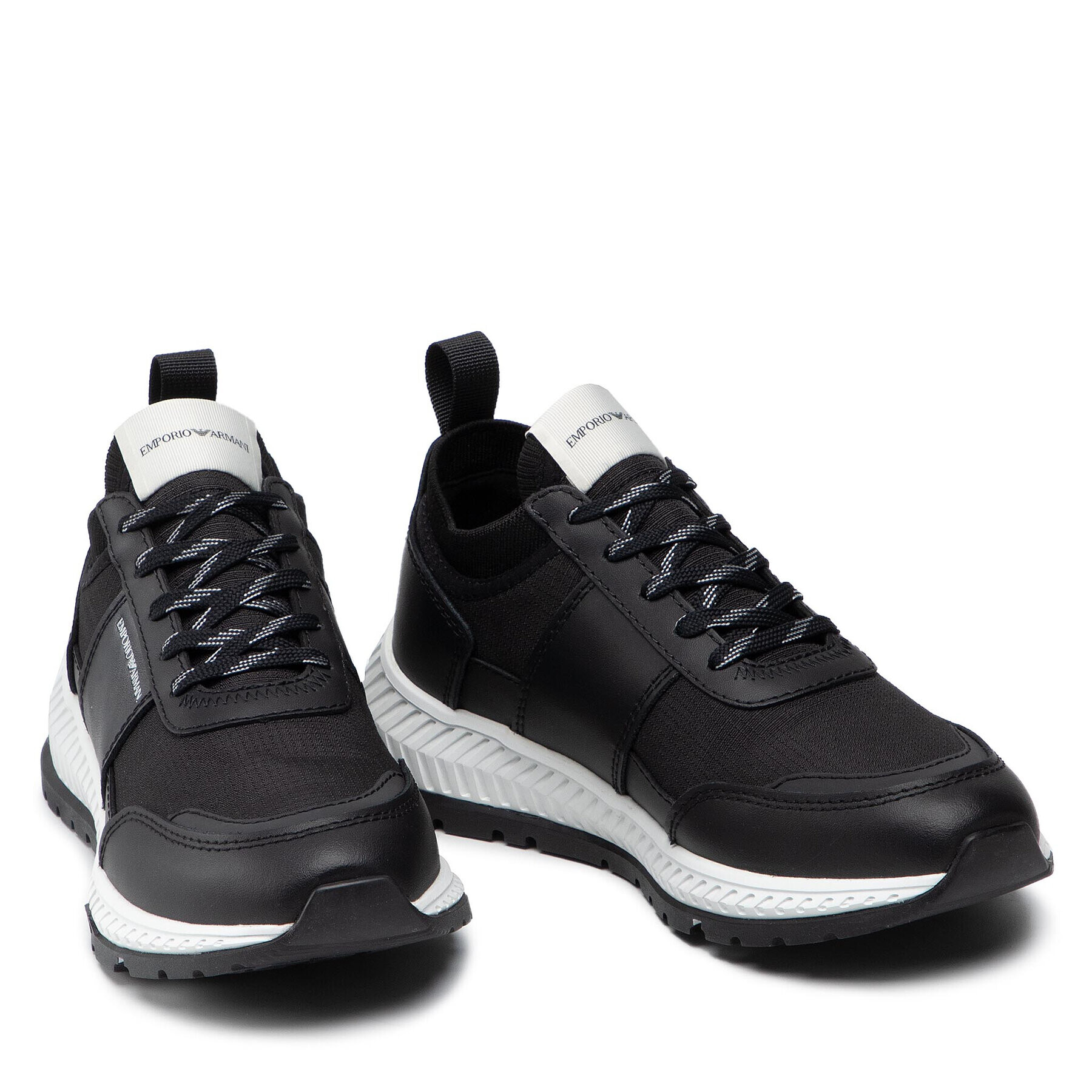 Emporio Armani Sneakersy X4X560 XN063 Q433 Čierna - Pepit.sk