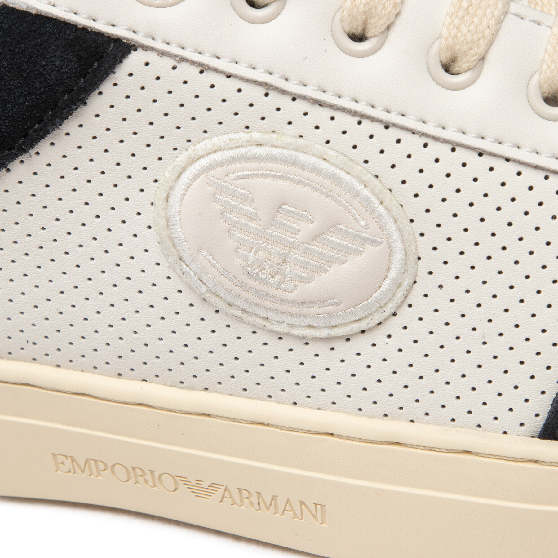 Emporio Armani Sneakersy X4X582 XN646 R311 Biela - Pepit.sk