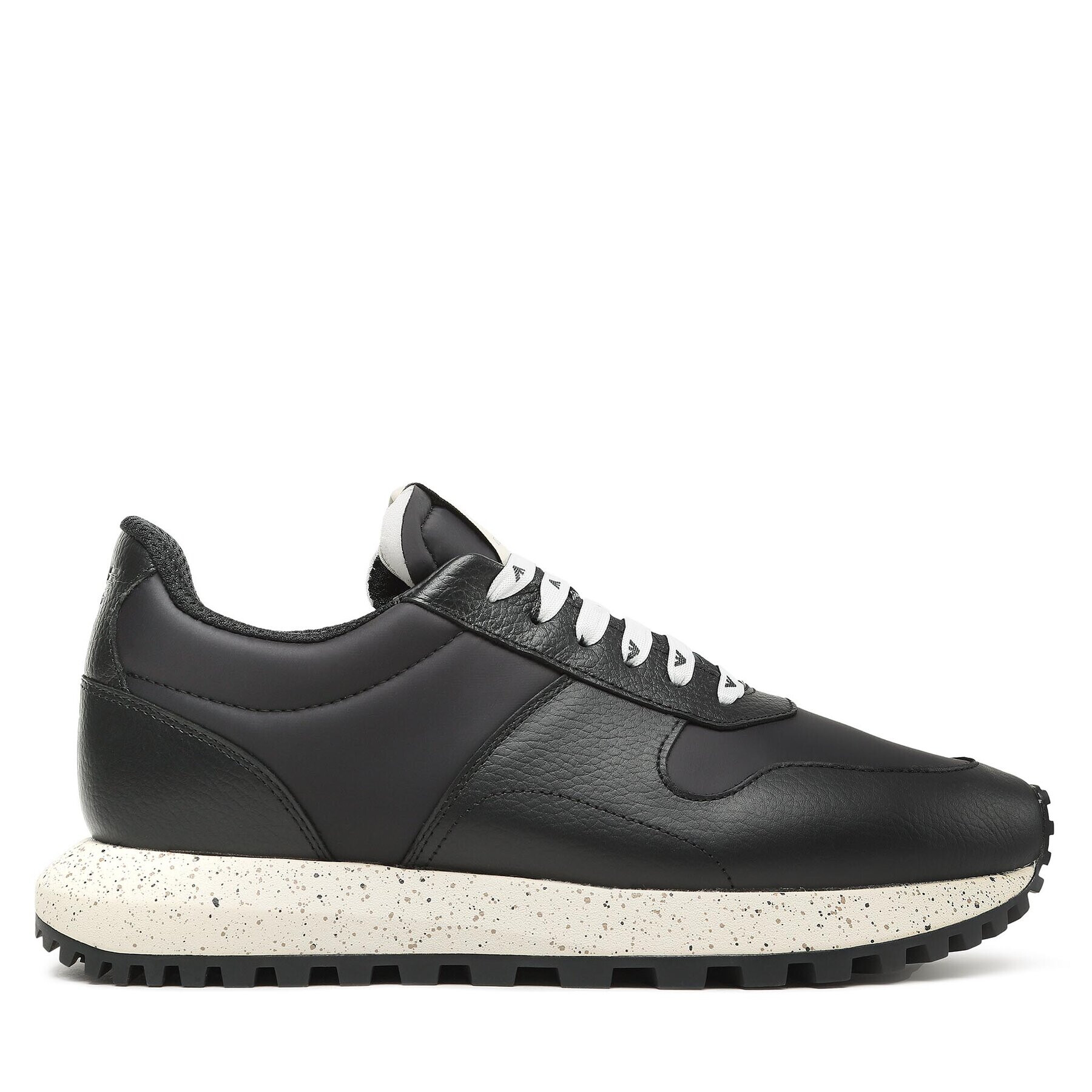 Emporio Armani Sneakersy X4X624 XN794 K001 Čierna - Pepit.sk