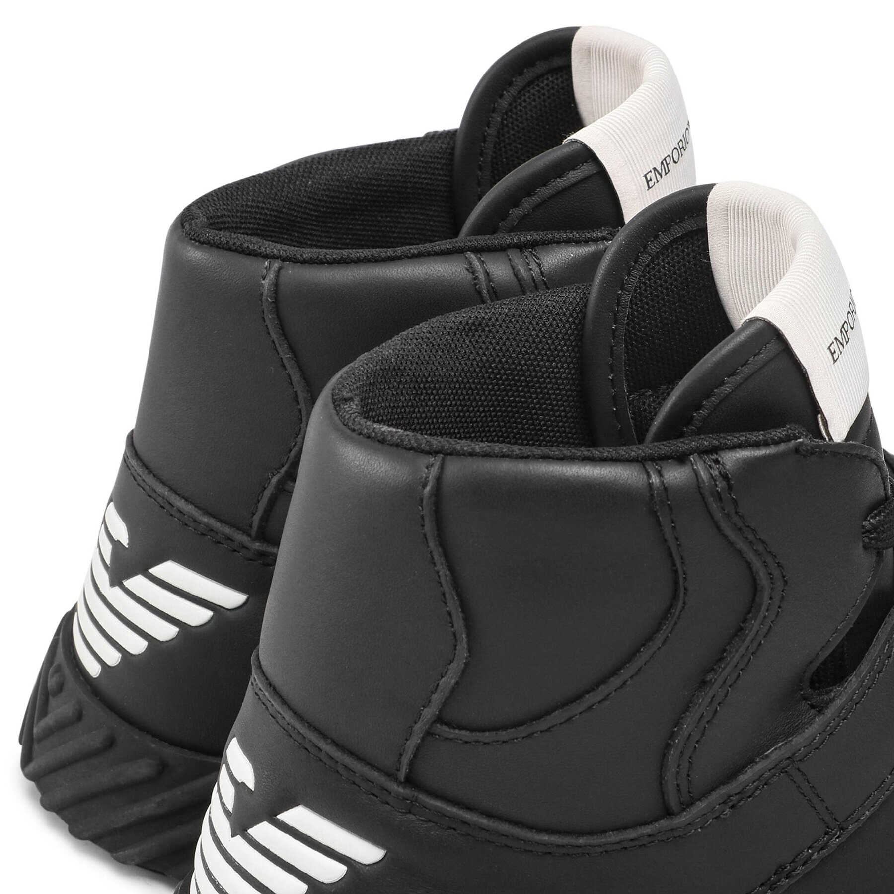 Emporio Armani Sneakersy X4Z100 XN012 00002 Čierna - Pepit.sk