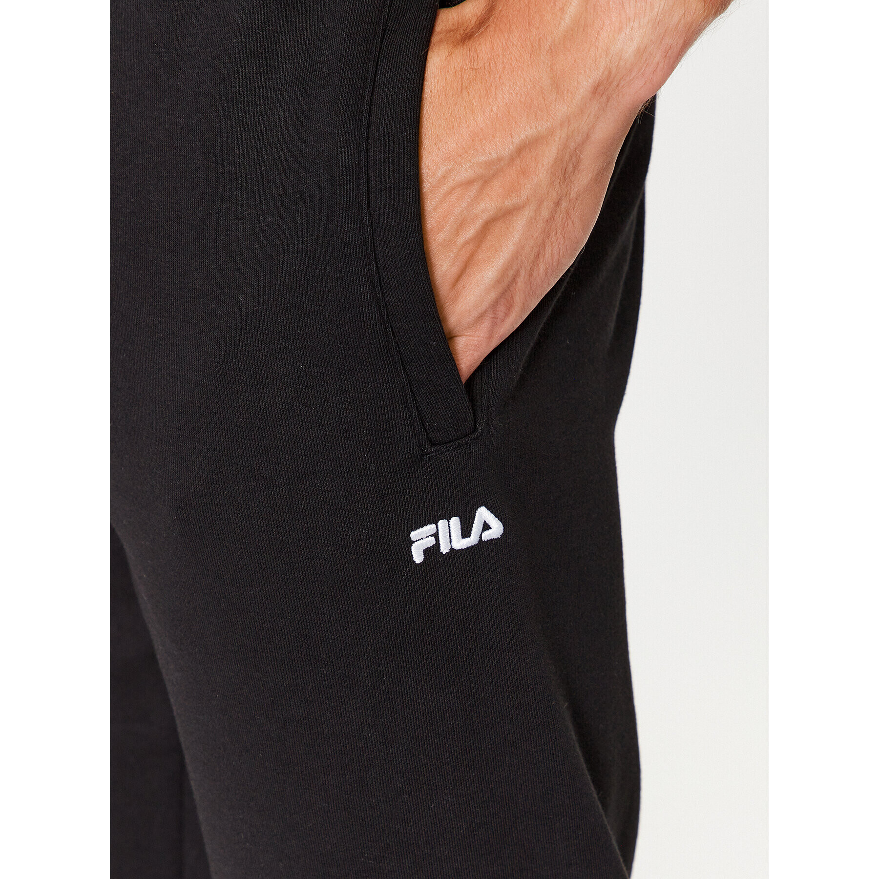 Fila Teplákové nohavice FAM0342 Čierna Regular Fit - Pepit.sk