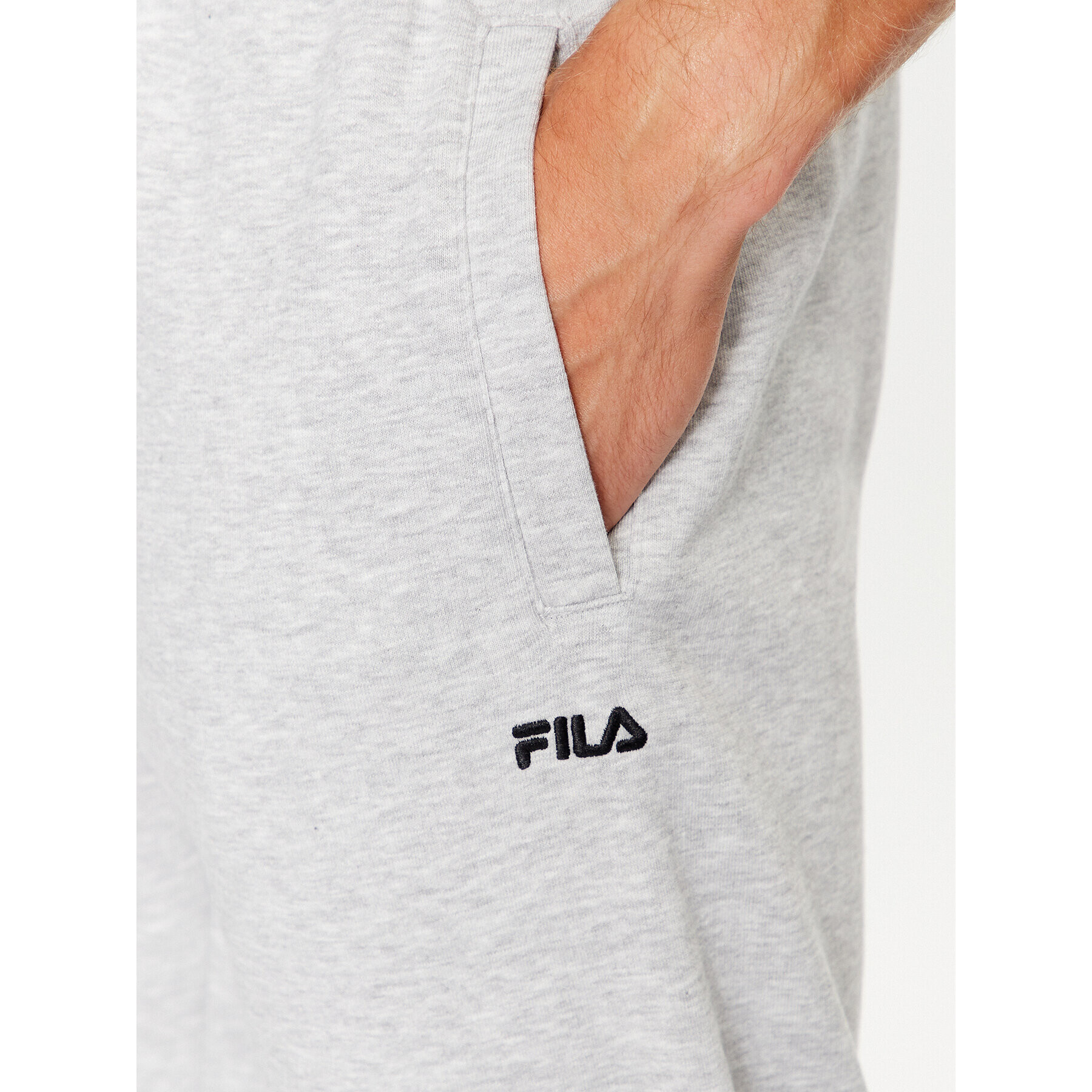 Fila Teplákové nohavice FAM0342 Sivá Regular Fit - Pepit.sk