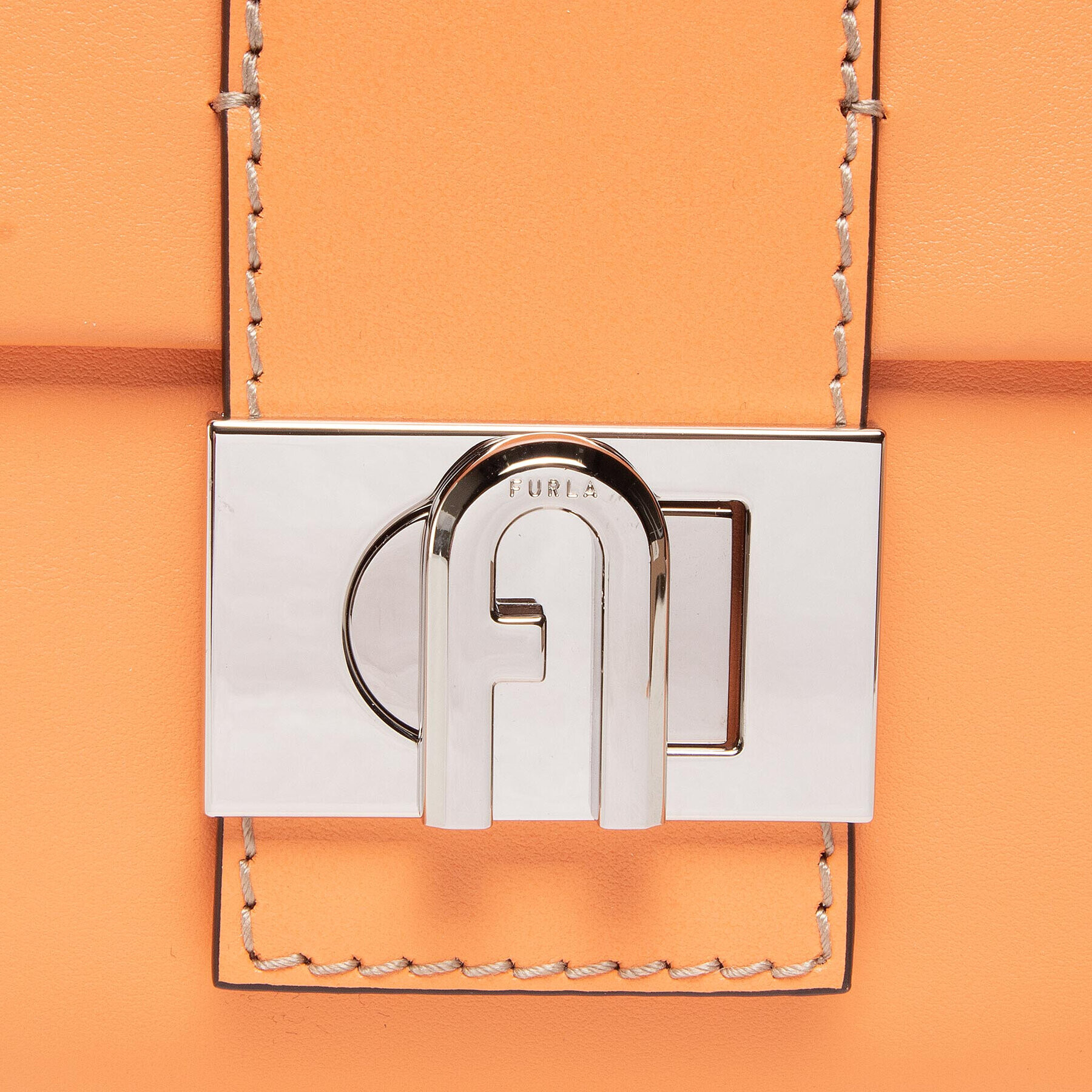 Furla Kabelka Charlotte WB00550-AX0733-1275S-1-003-20-IT-B Oranžová - Pepit.sk