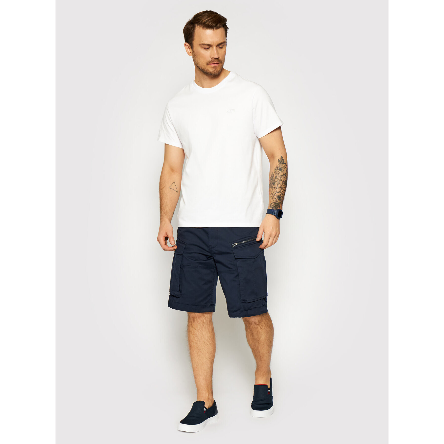 G-Star Raw Bavlnené šortky Rovic D08566-5126-4213 Tmavomodrá Loose Fit - Pepit.sk