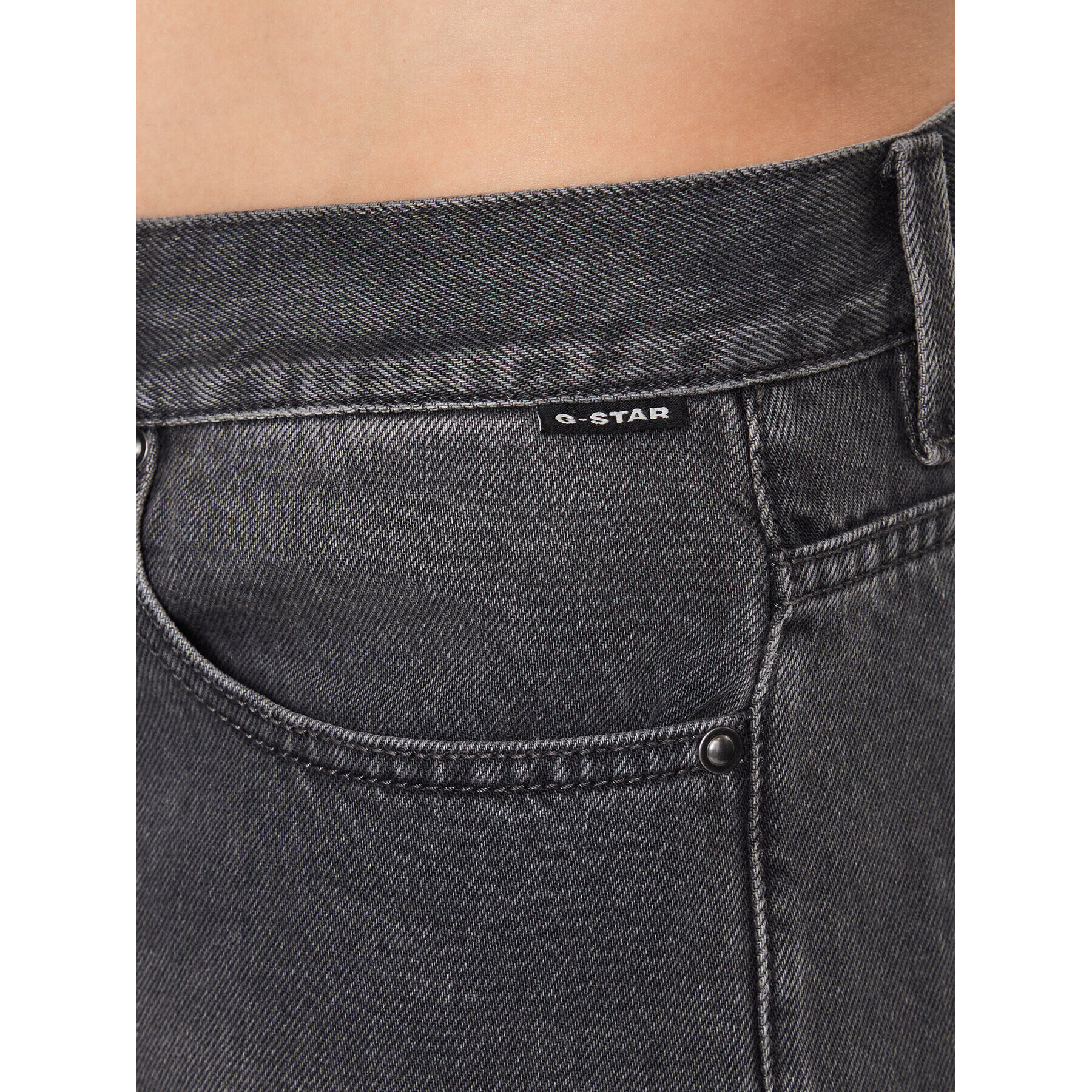 G-Star Raw Džínsové šortky D20776-D291-C778 Sivá Regular Fit - Pepit.sk