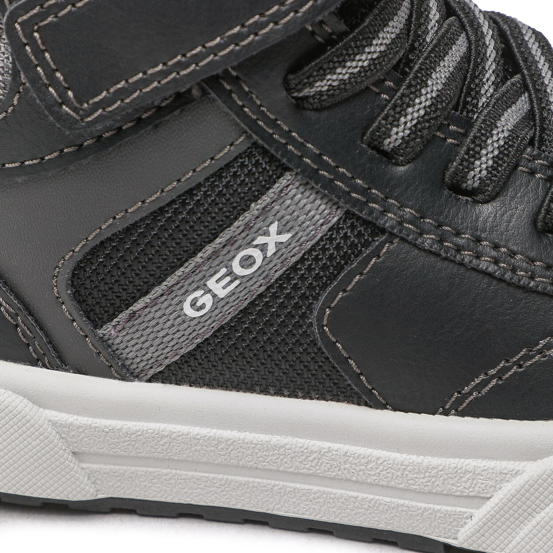 Geox Sneakersy J Weemble B. A J26HAA 054FU C0005 S Čierna - Pepit.sk