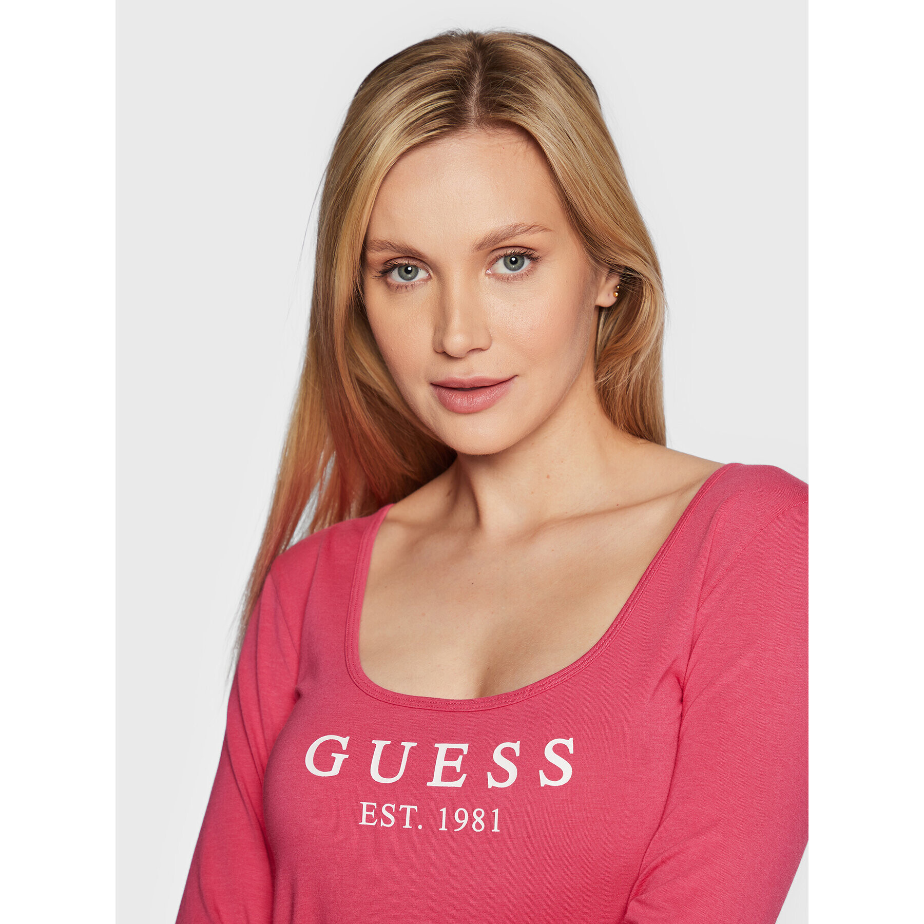 Guess Blúzka Carrie O2BM31 KBBU1 Ružová Regular Fit - Pepit.sk