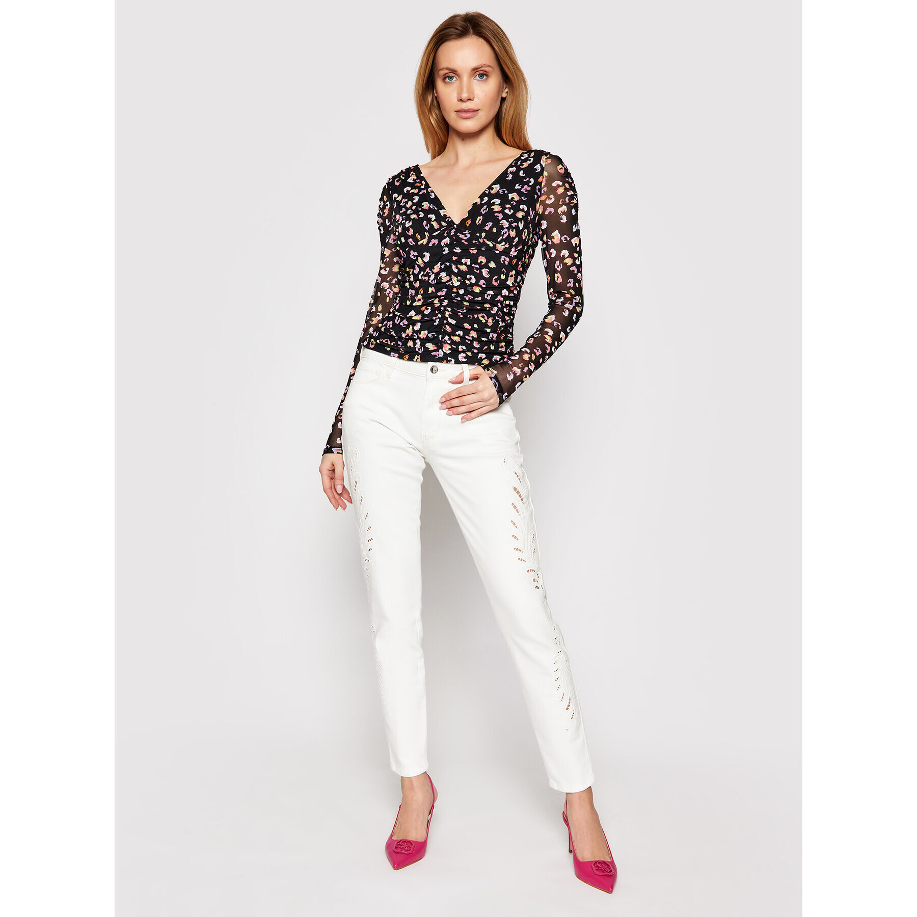 Guess Blúzka Faye W1GP19 K2X51 Čierna Slim Fit - Pepit.sk