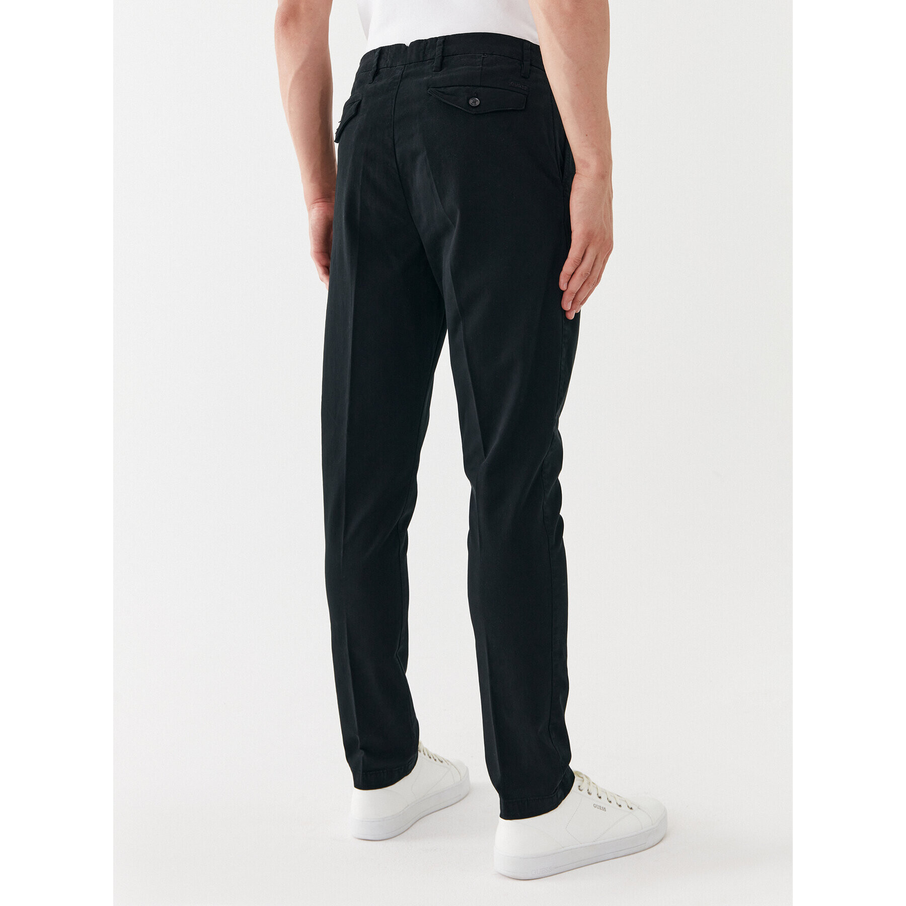 Guess Džínsy M3YB27WFIO3 Čierna Slim Fit - Pepit.sk