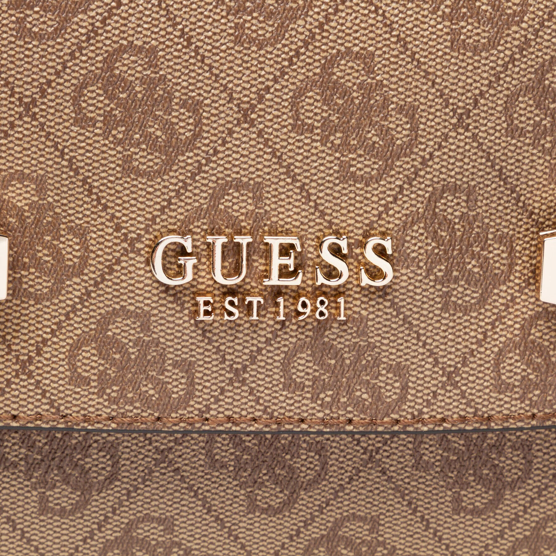 Guess Kabelka Zadie Logo Cnvrtble Xbdy Flap HWSG83 96210 Hnedá - Pepit.sk