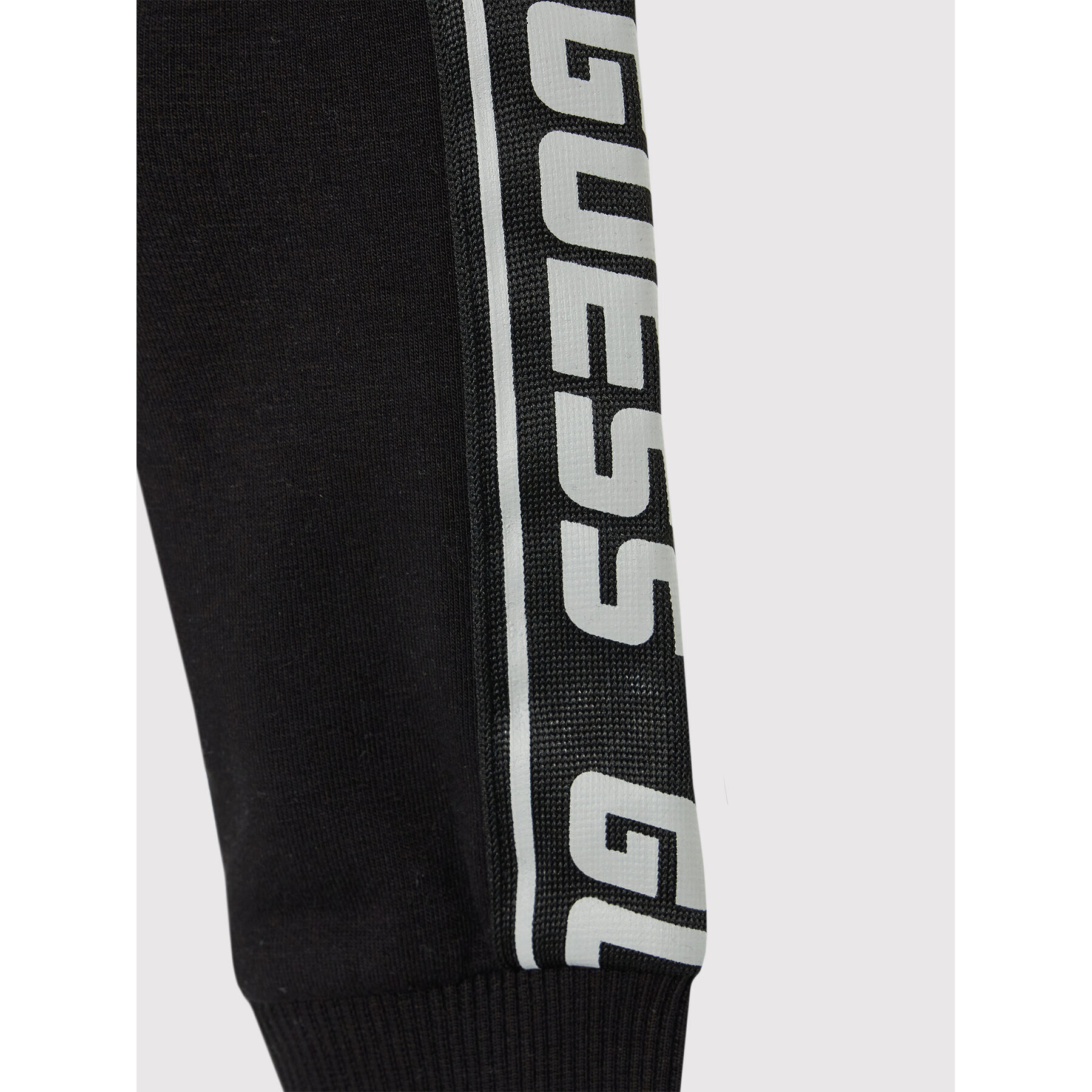 Guess Mikina L2YQ47 K6ZS1 Čierna Regular Fit - Pepit.sk