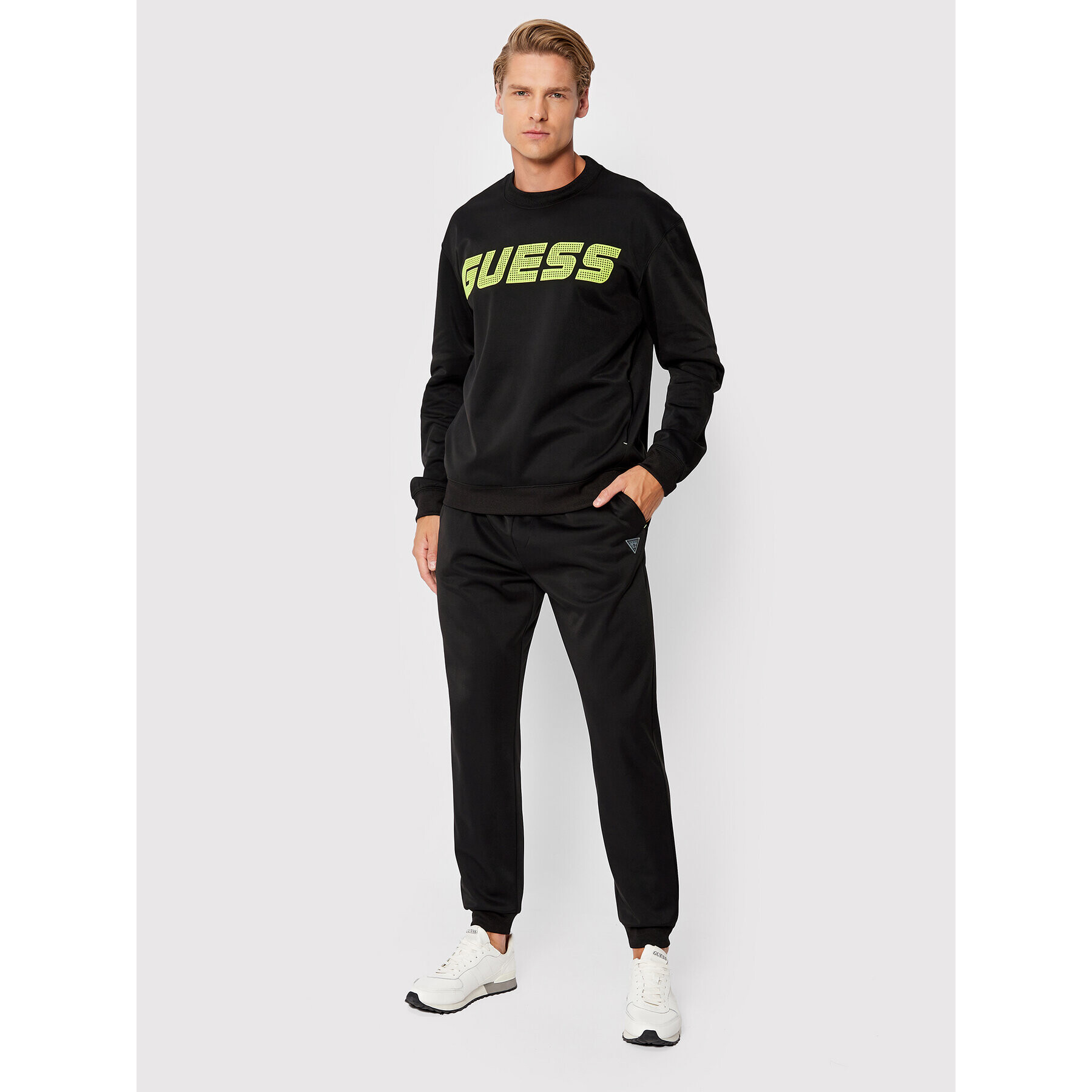 Guess Mikina Z2YQ17 FL04W Čierna Regular Fit - Pepit.sk