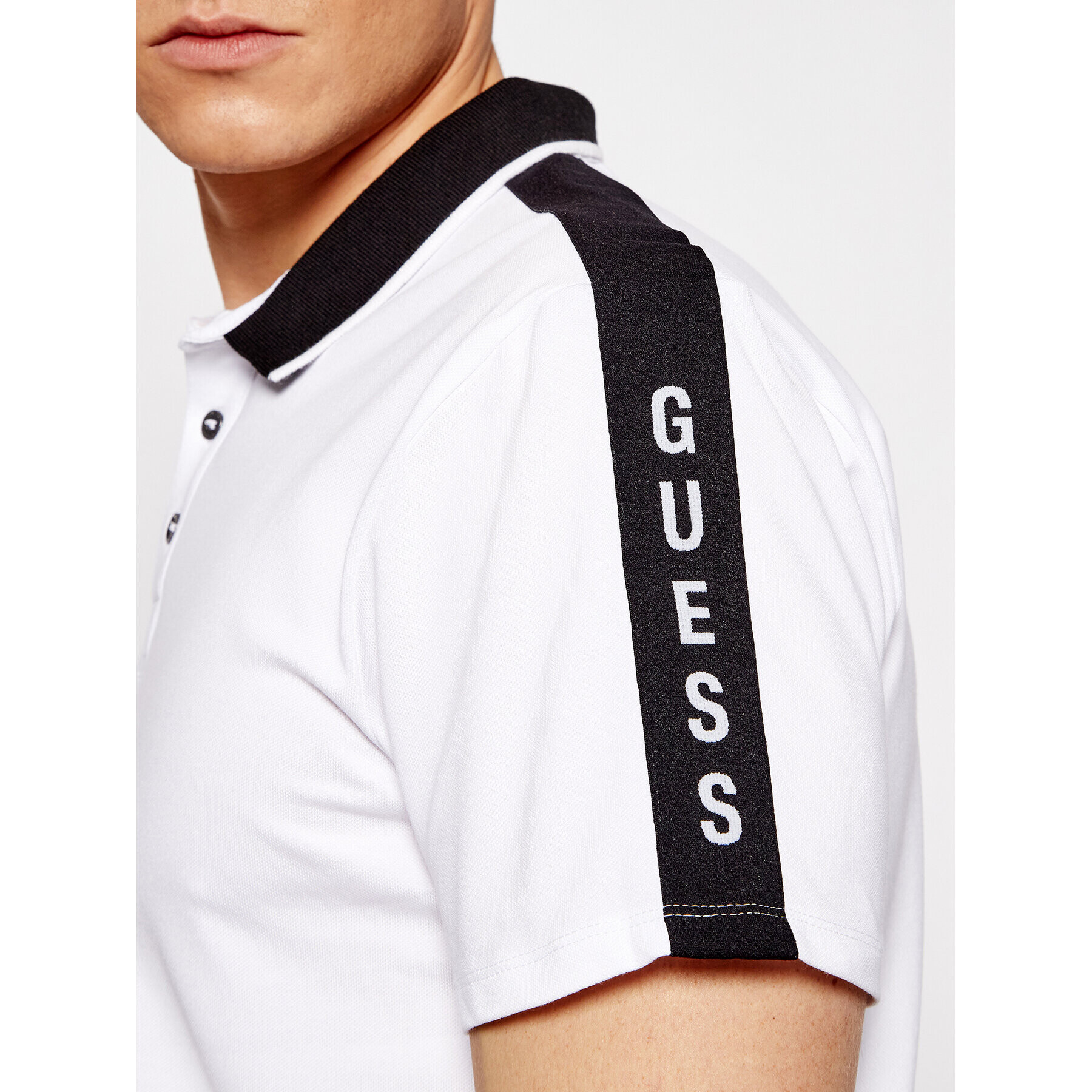 Guess Polokošeľa M91P71 R7PU0 Biela Slim Fit - Pepit.sk