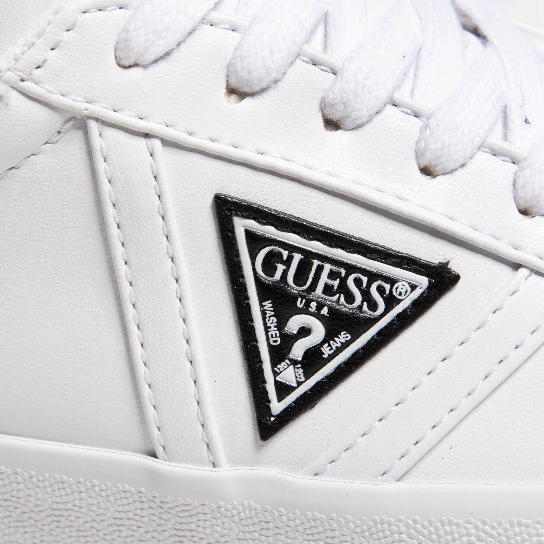 Guess Sneakersy Daygirl FL6DYG ELE12 Biela - Pepit.sk