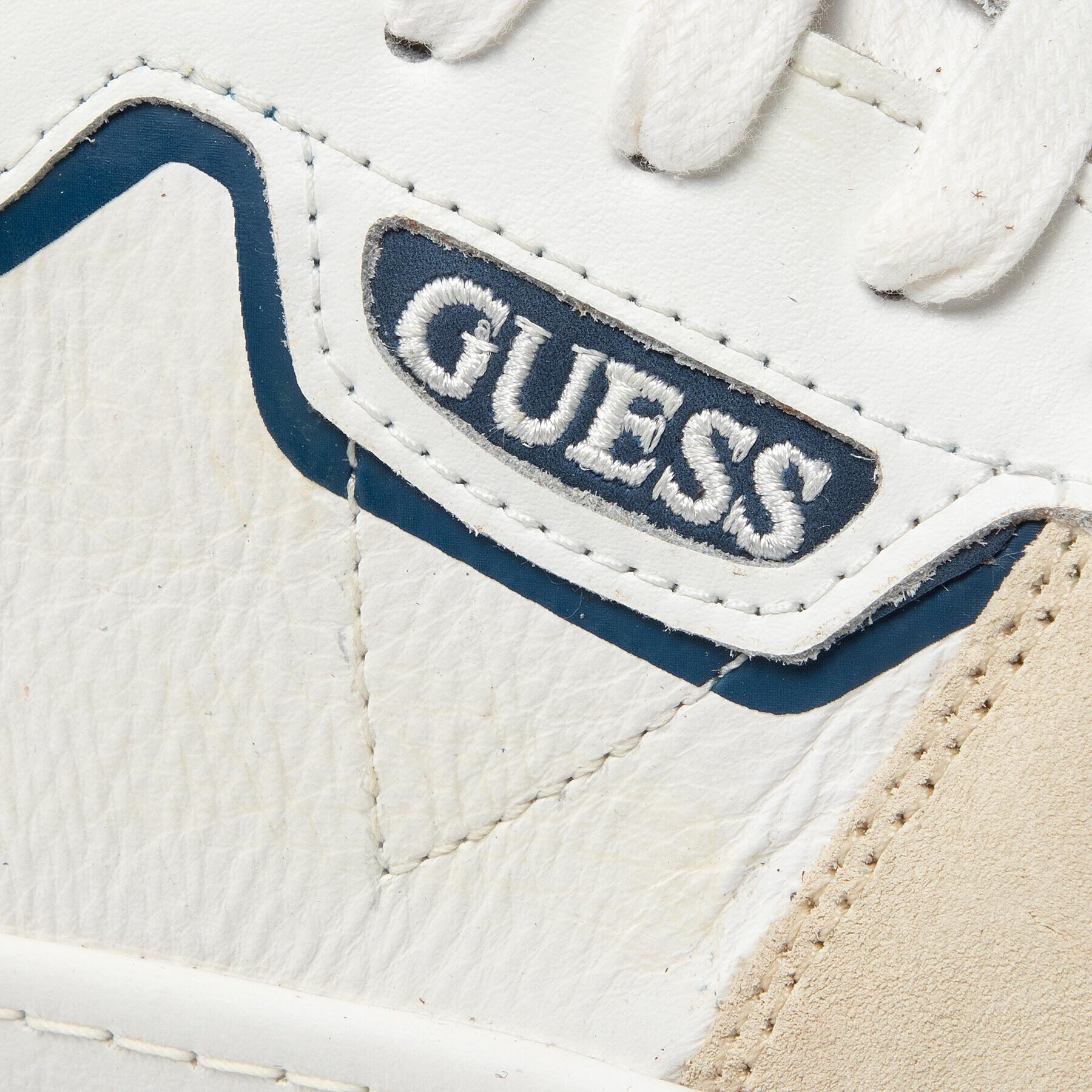 Guess Sneakersy Strave Vintage FM7STV LEA12 Biela - Pepit.sk