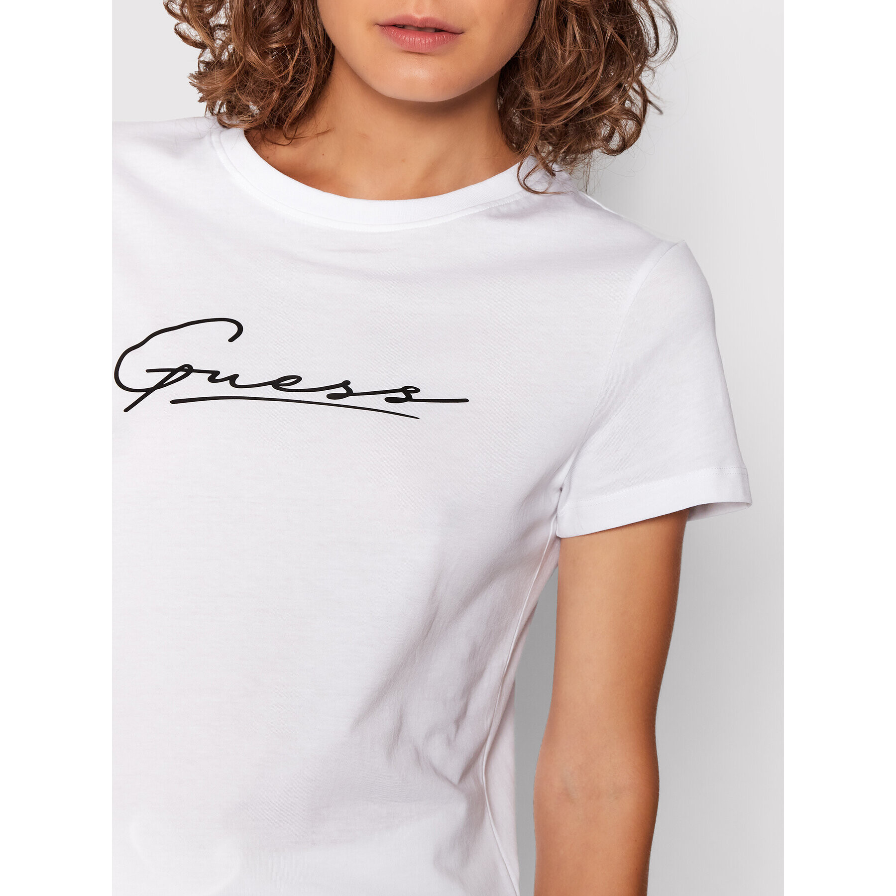 Guess Tričko Amelia O1BA08 K8HM0 Biela Regular Fit - Pepit.sk