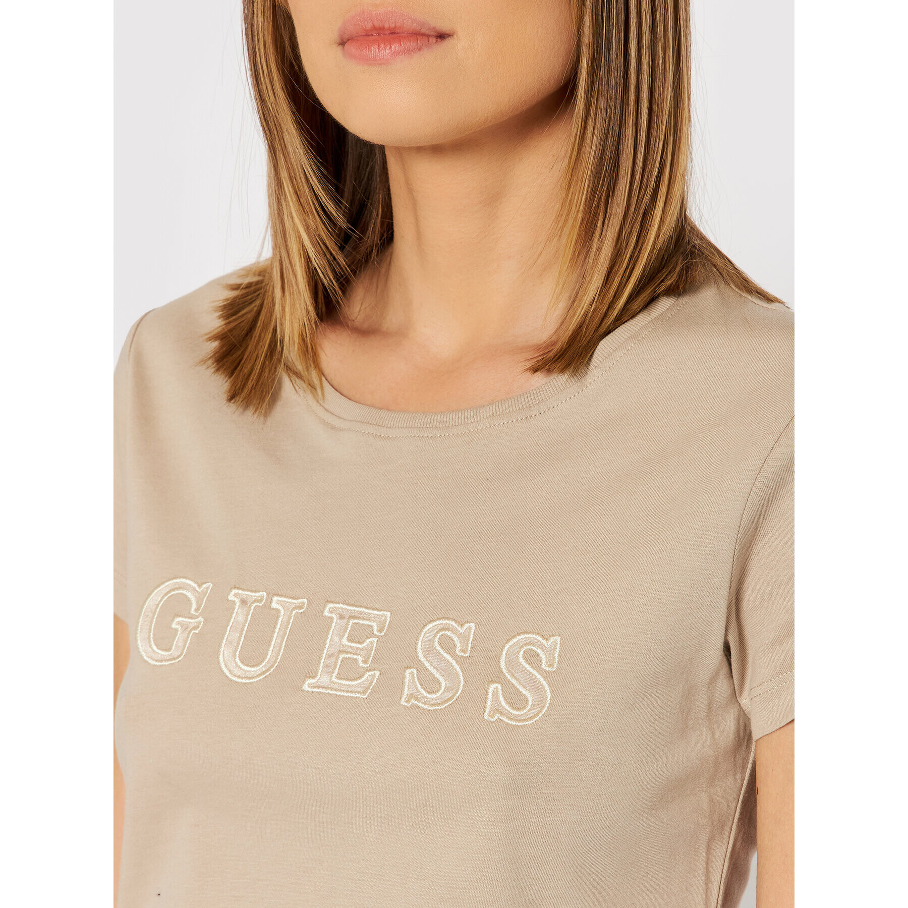 Guess Tričko Amice O1GA05 K8HM0 Hnedá Regular Fit - Pepit.sk