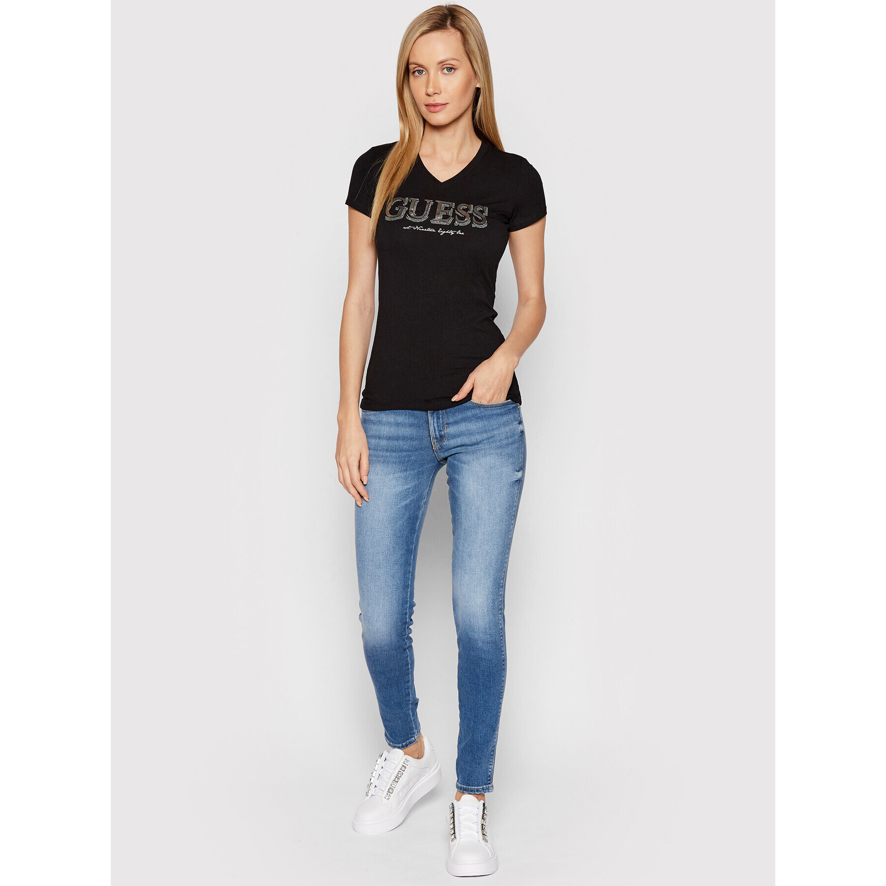 Guess Tričko W2GI05 J1300 Čierna Regular Fit - Pepit.sk