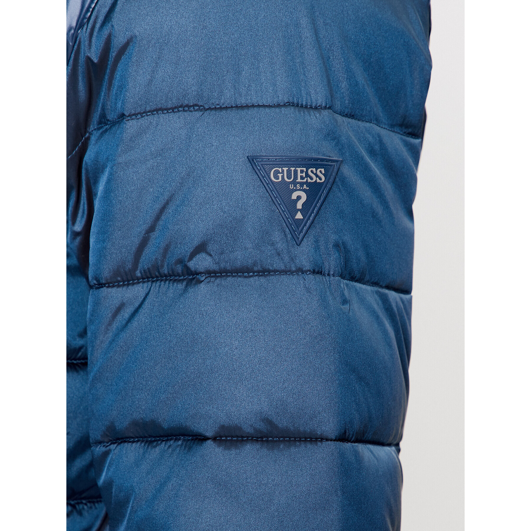 Guess Vatovaná bunda M3BL12 WF5C2 Modrá Regular Fit - Pepit.sk