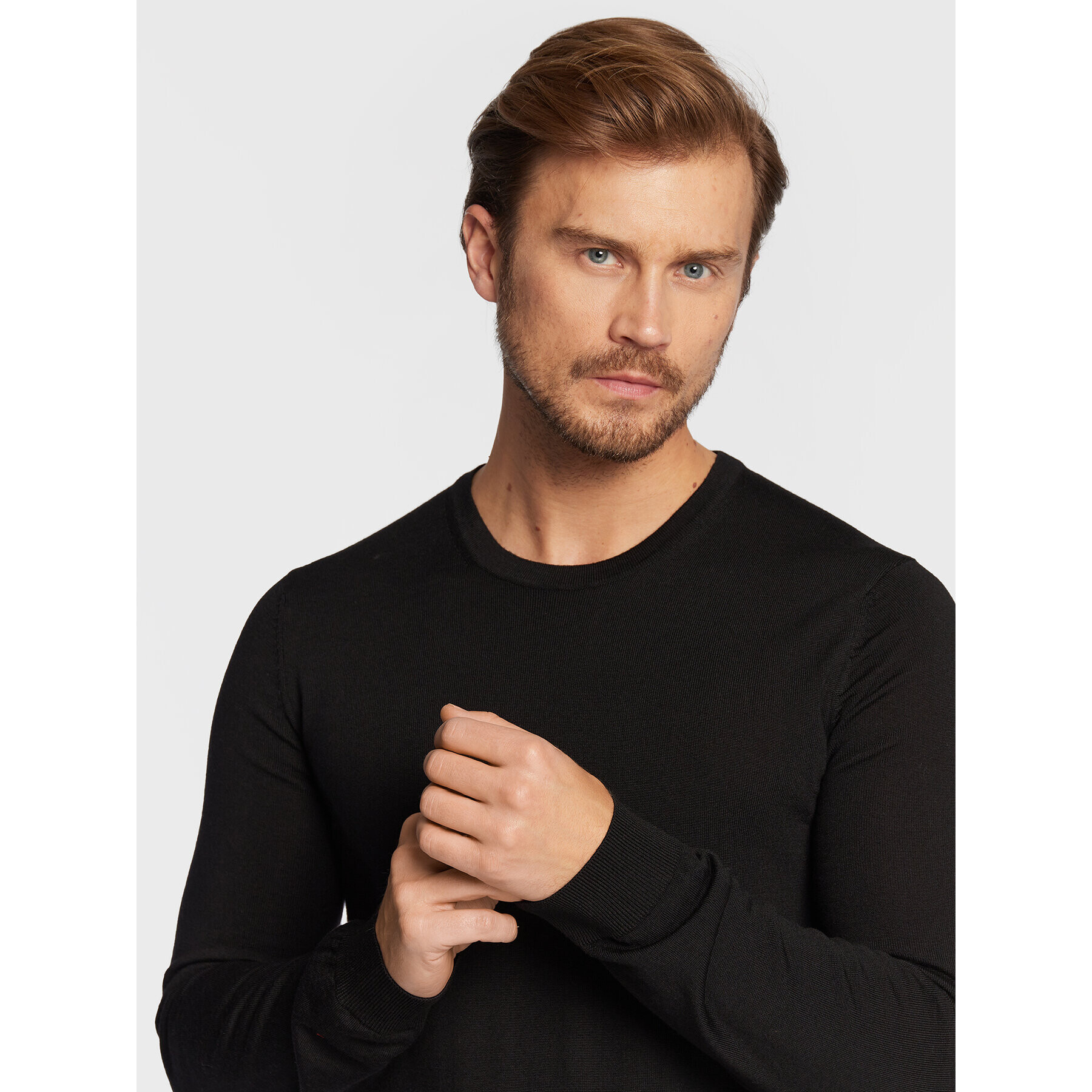 Hugo Sveter San Cedric-M1 50476832 Čierna Slim Fit - Pepit.sk