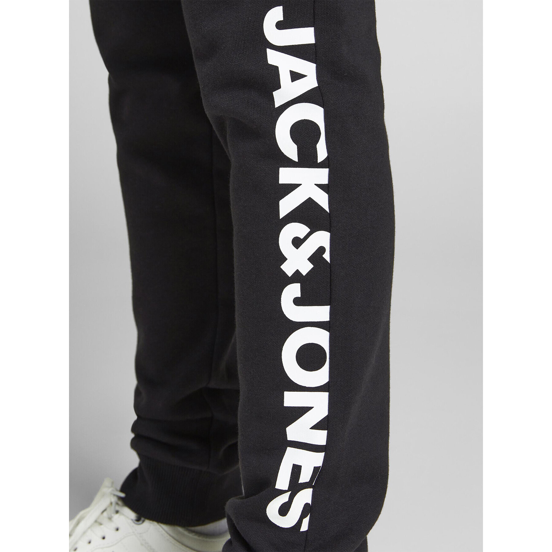 Jack&Jones Junior Teplákové nohavice 12206236 Čierna Slim Fit - Pepit.sk