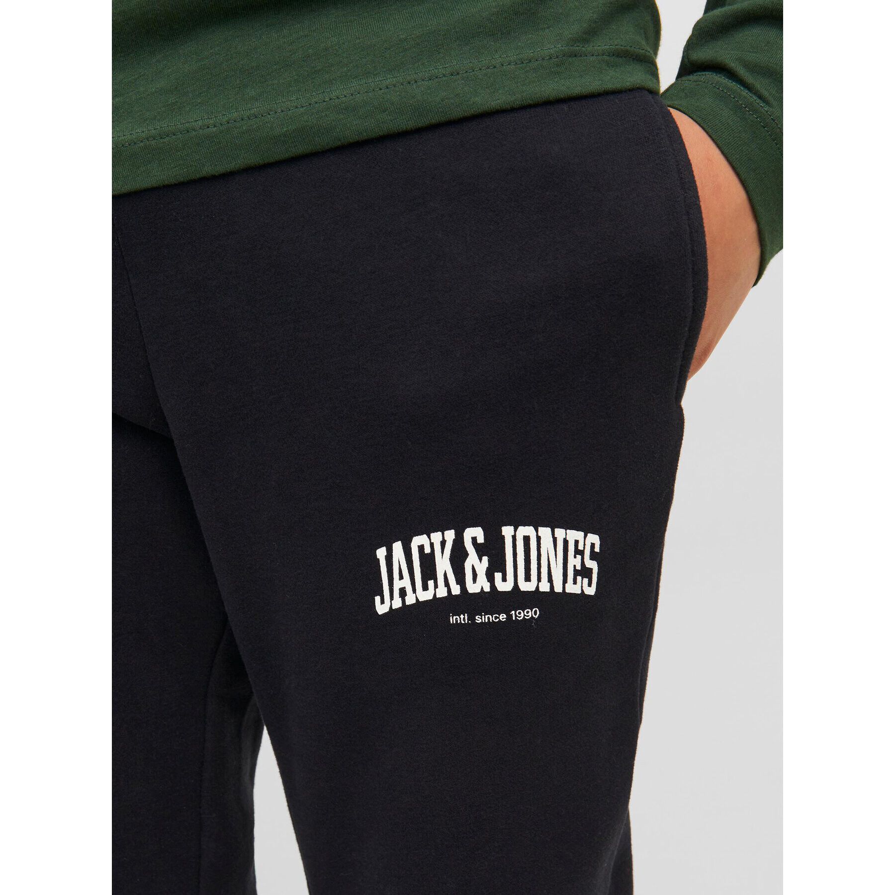 Jack&Jones Junior Teplákové nohavice 12237403 Čierna Slim Fit - Pepit.sk