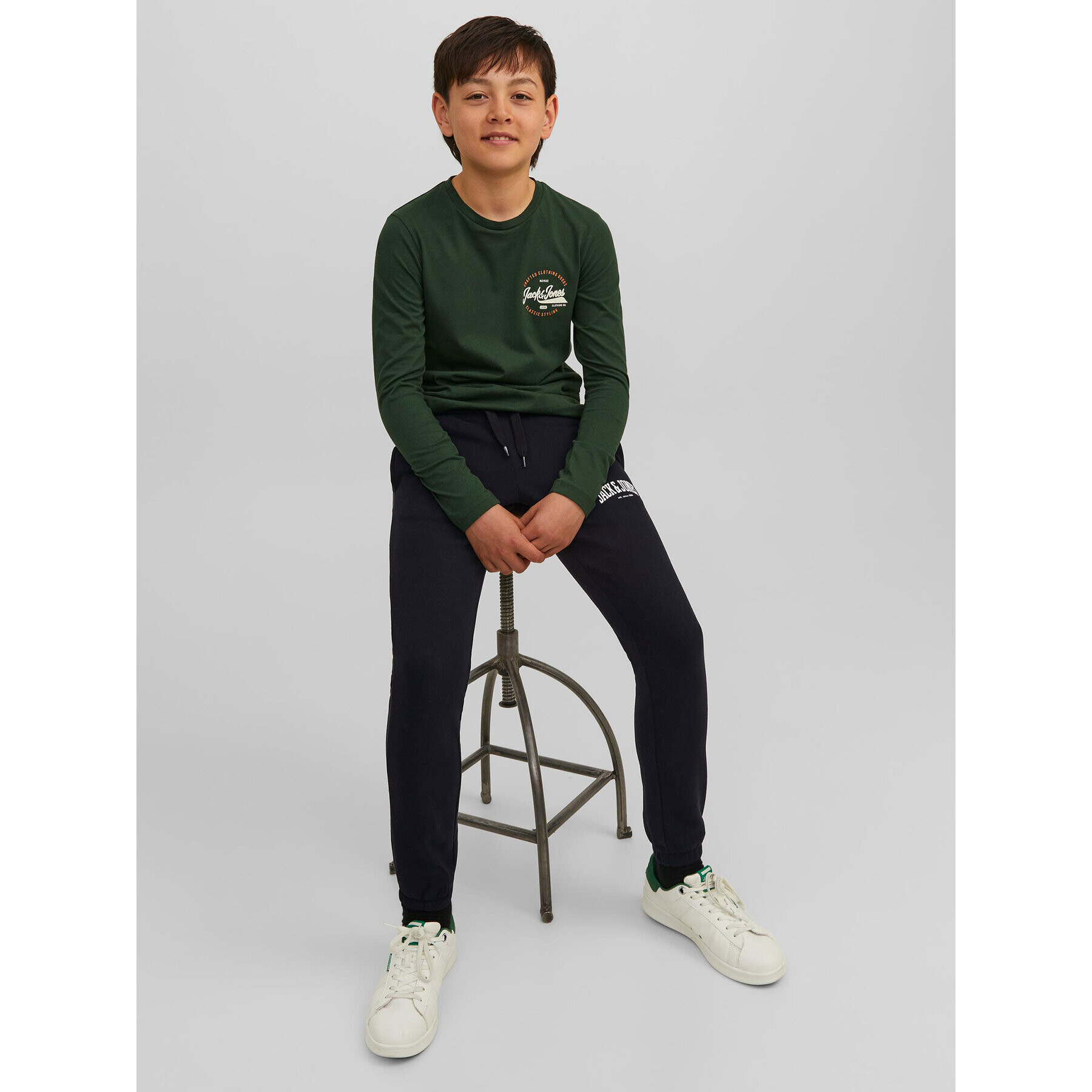 Jack&Jones Junior Teplákové nohavice 12237403 Čierna Slim Fit - Pepit.sk