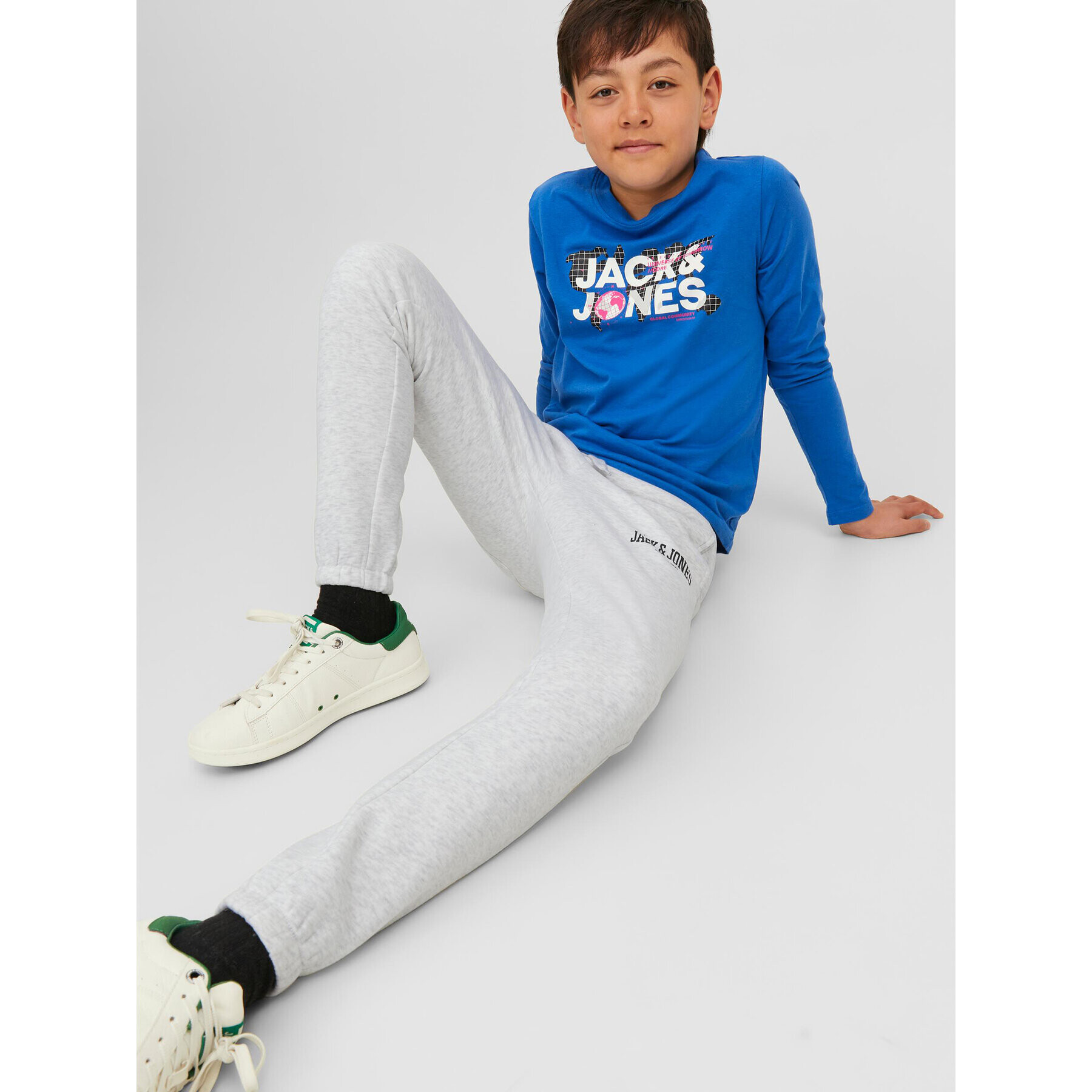 Jack&Jones Junior Teplákové nohavice 12237403 Sivá Slim Fit - Pepit.sk