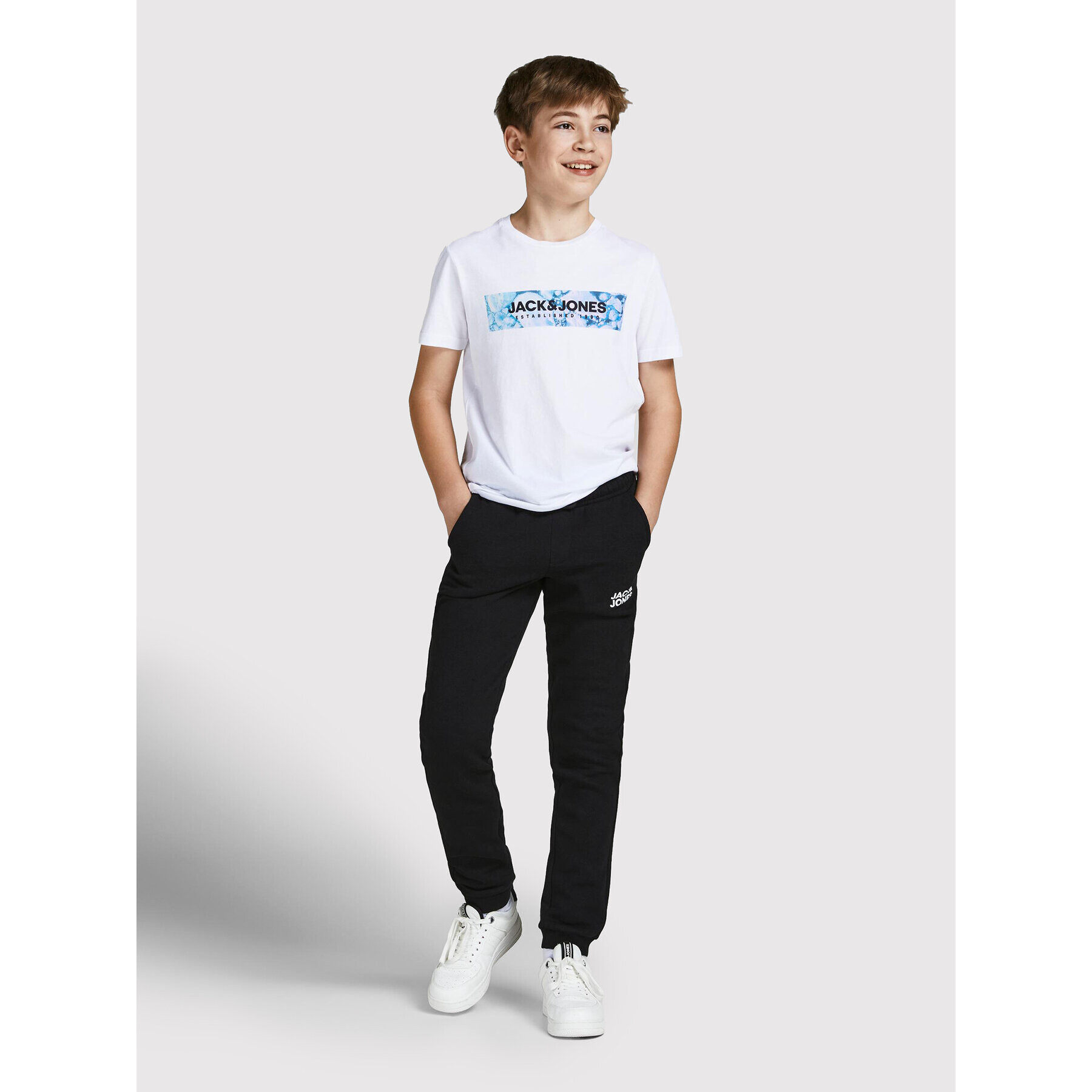 Jack&Jones Junior Teplákové nohavice Gordon 12179798 Čierna Regular Fit - Pepit.sk