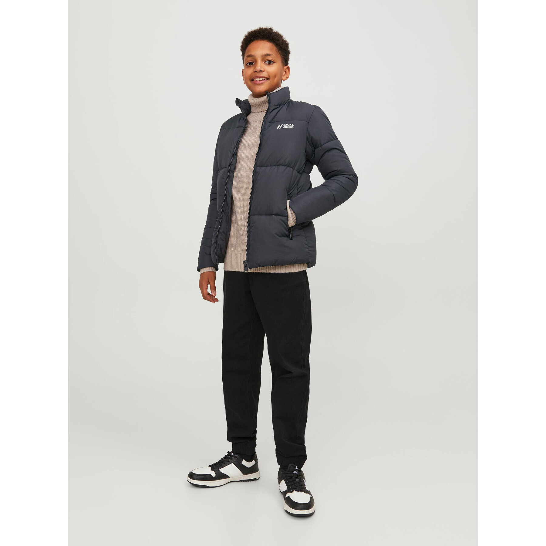 Jack&Jones Junior Vatovaná bunda 12238960 Čierna Regular Fit - Pepit.sk