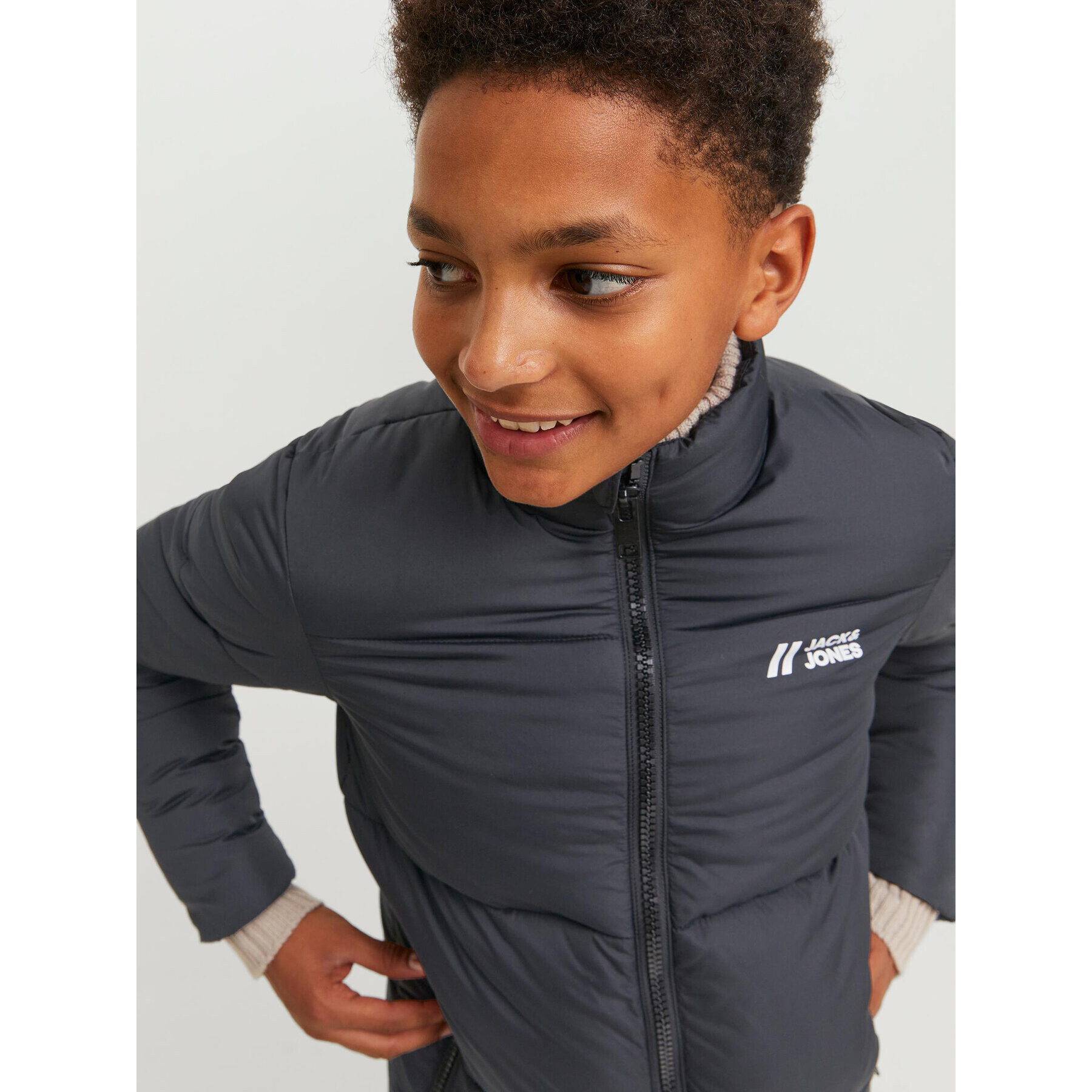 Jack&Jones Junior Vatovaná bunda 12238960 Čierna Regular Fit - Pepit.sk