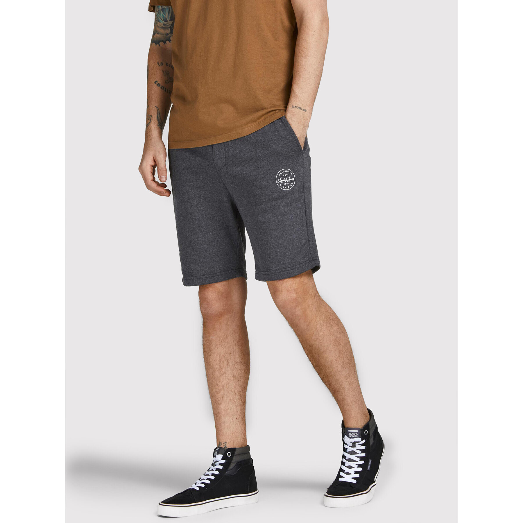 Jack&Jones Športové kraťasy Shark 12182595 Sivá Regular Fit - Pepit.sk