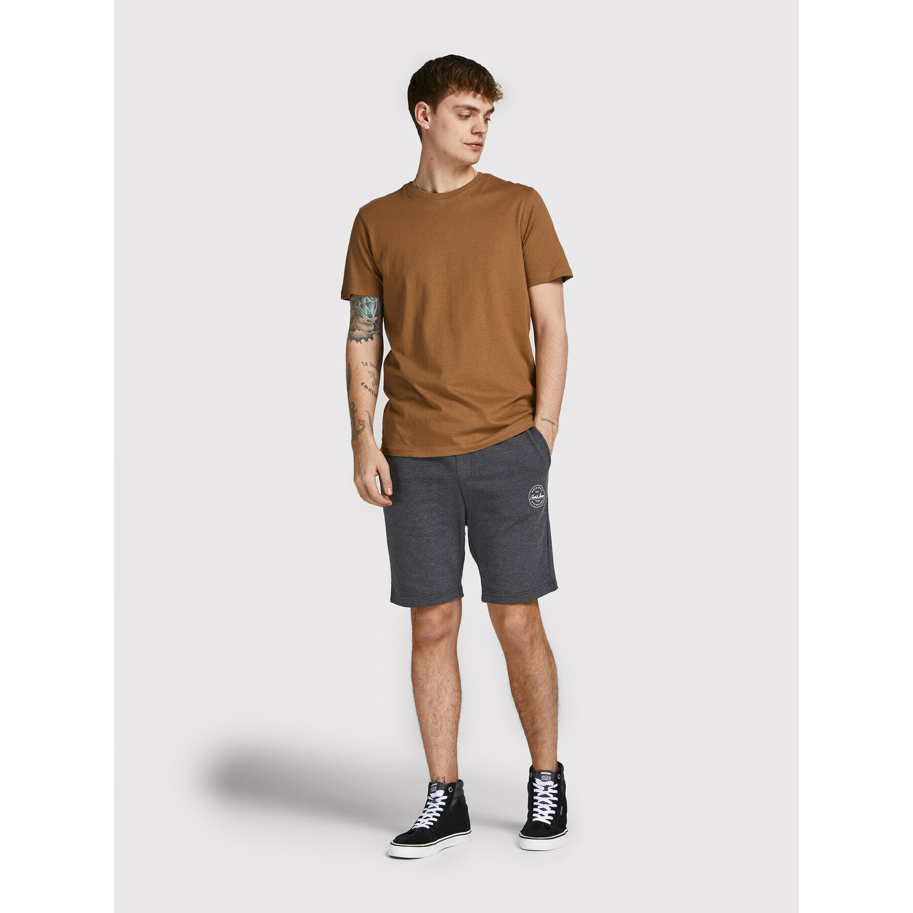 Jack&Jones Športové kraťasy Shark 12182595 Sivá Regular Fit - Pepit.sk