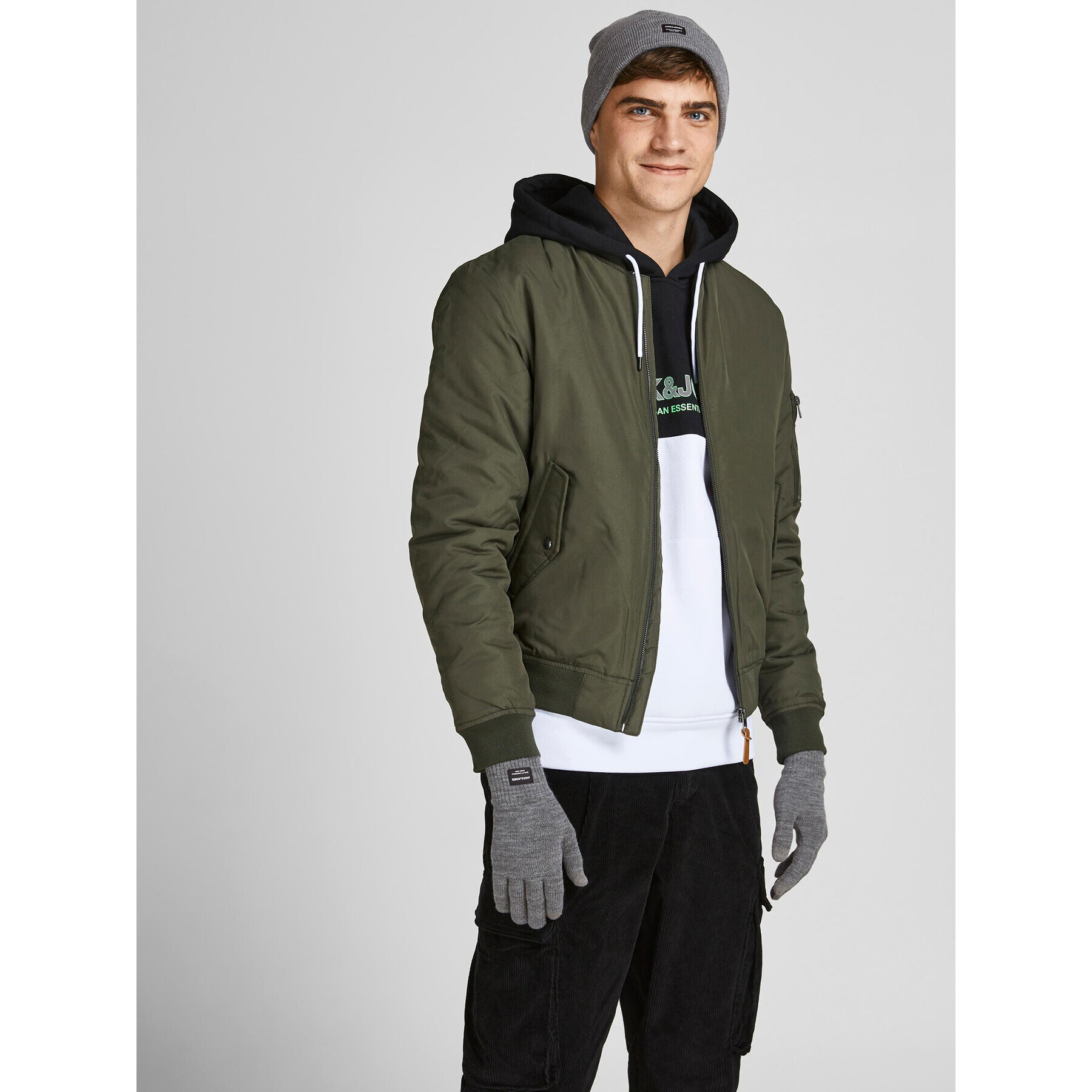 Jack&Jones Súprava čiapka a rukavice 12168383 Sivá - Pepit.sk