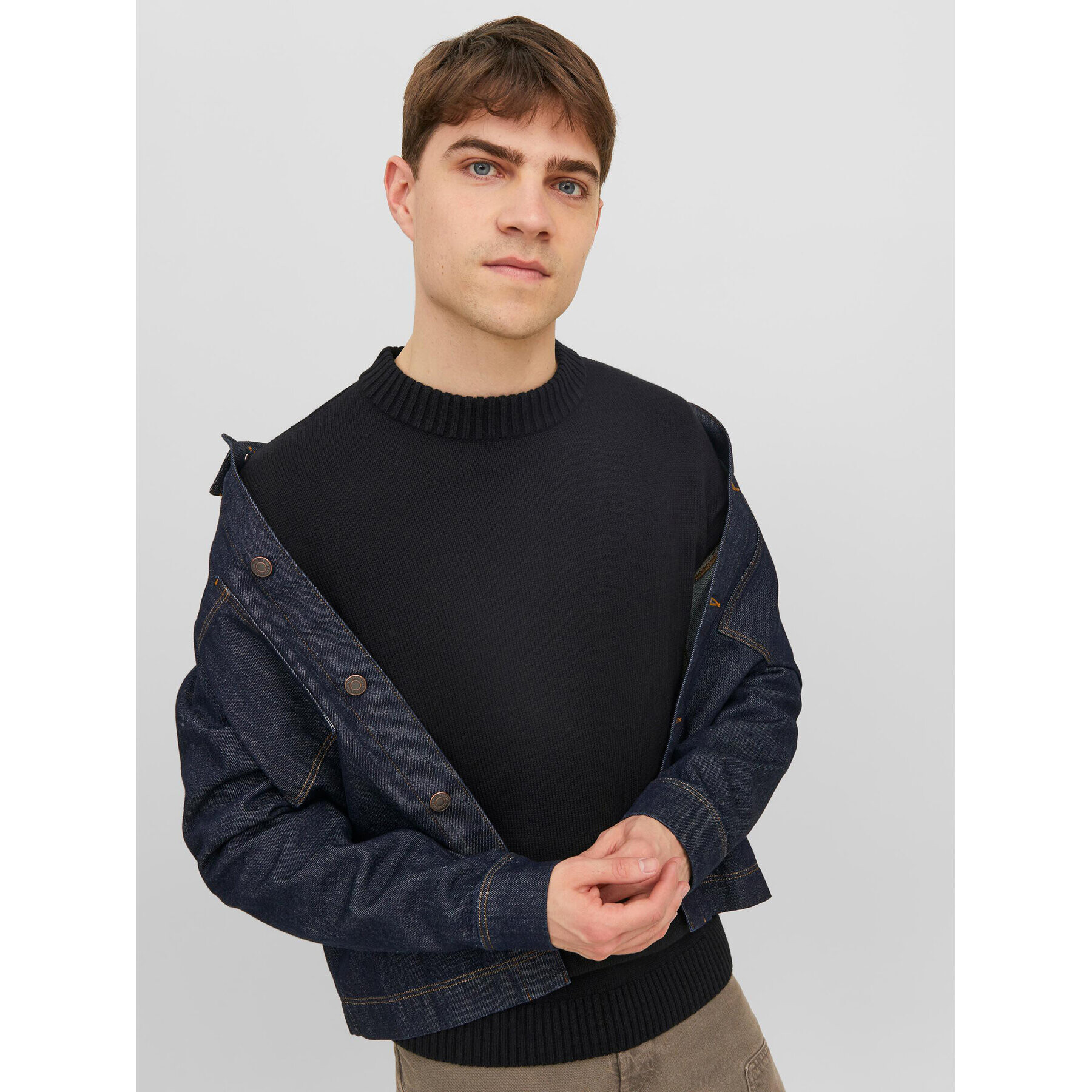 Jack&Jones Sveter 12236774 Čierna Regular Fit - Pepit.sk