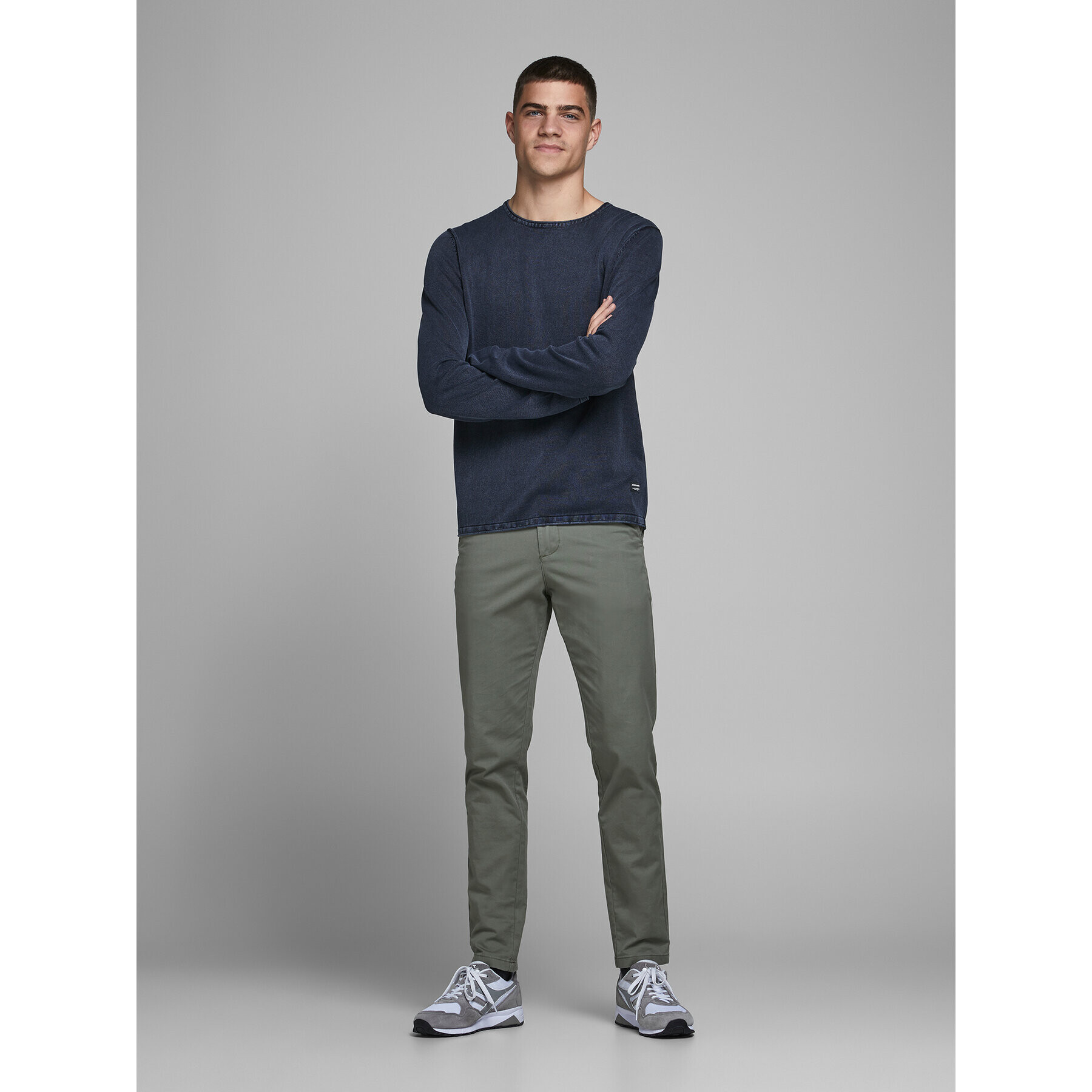 Jack&Jones Sveter Leo 12174001 Tmavomodrá Regular Fit - Pepit.sk