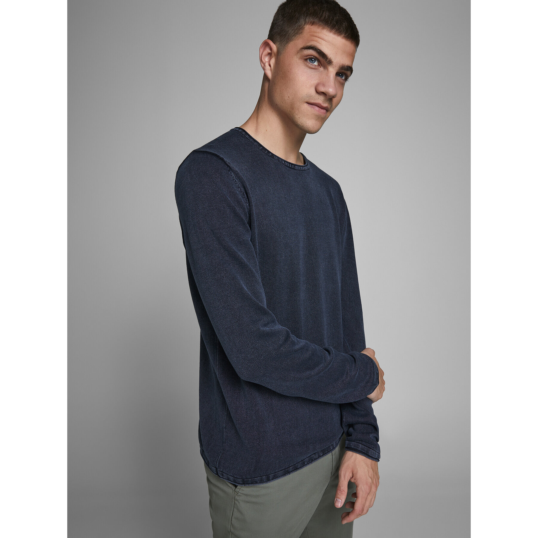 Jack&Jones Sveter Leo 12174001 Tmavomodrá Regular Fit - Pepit.sk