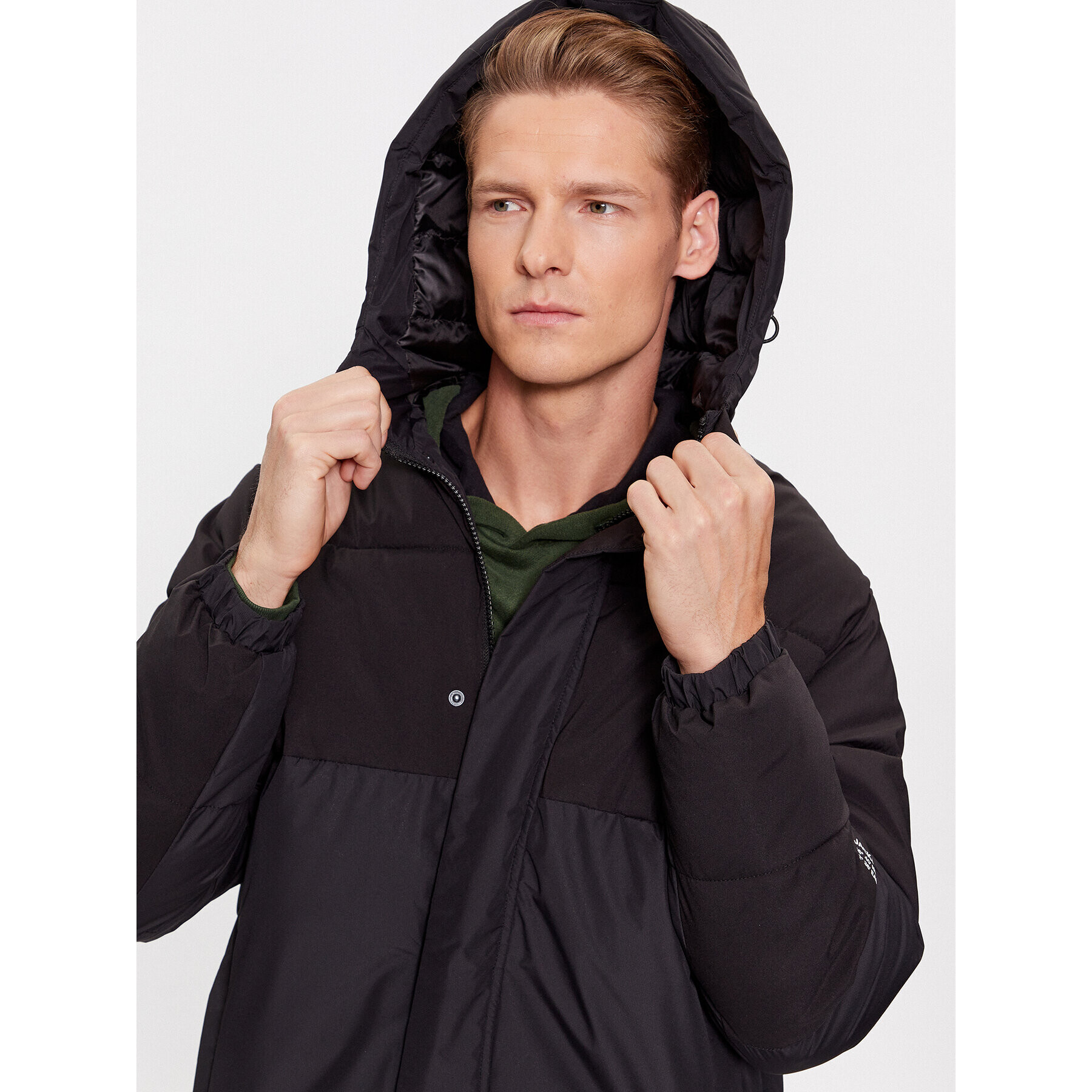 Jack&Jones Vatovaná bunda 12235870 Čierna Regular Fit - Pepit.sk