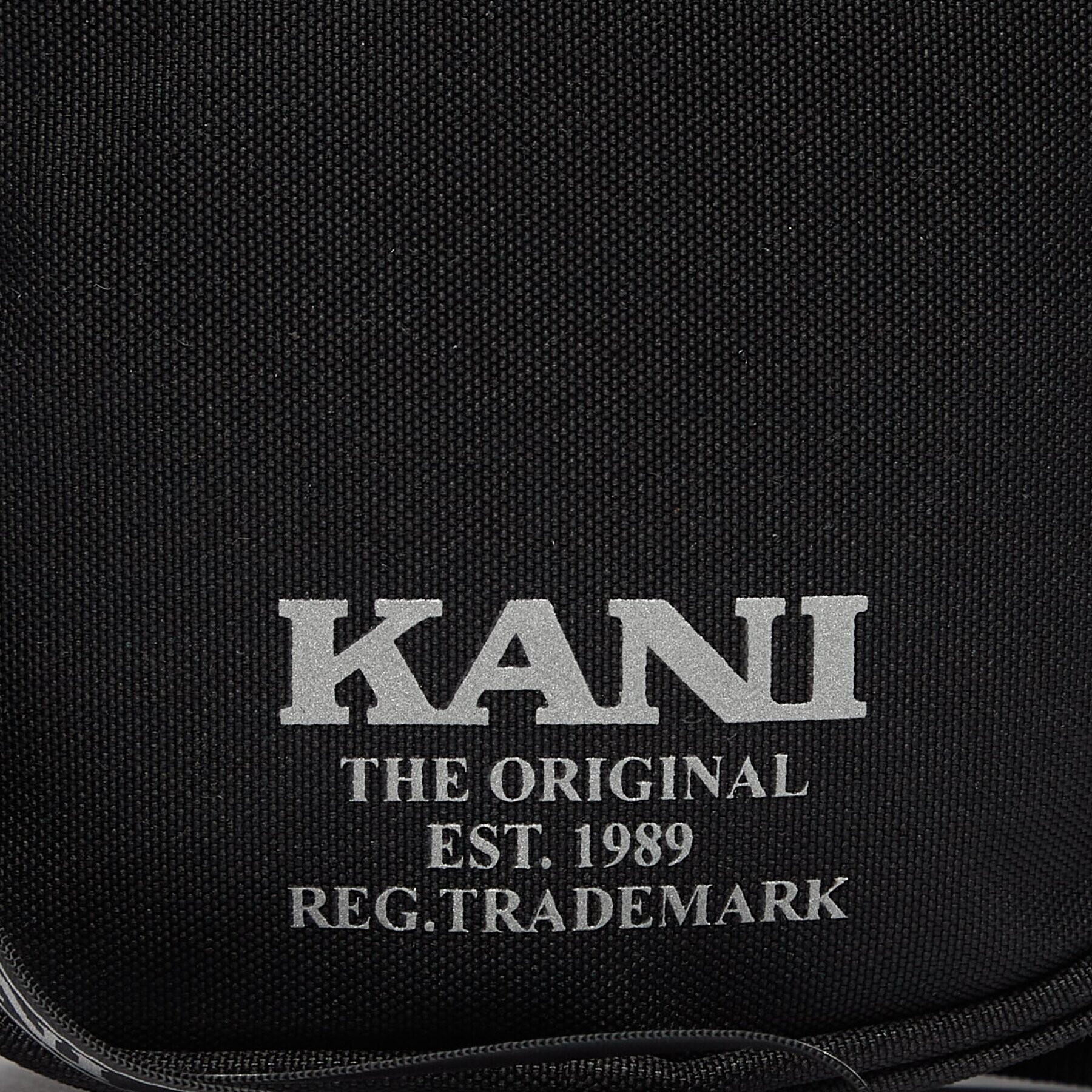 Karl Kani Ľadvinka KK Retro Reflective Pouch Bag KA-233-026-1 Čierna - Pepit.sk