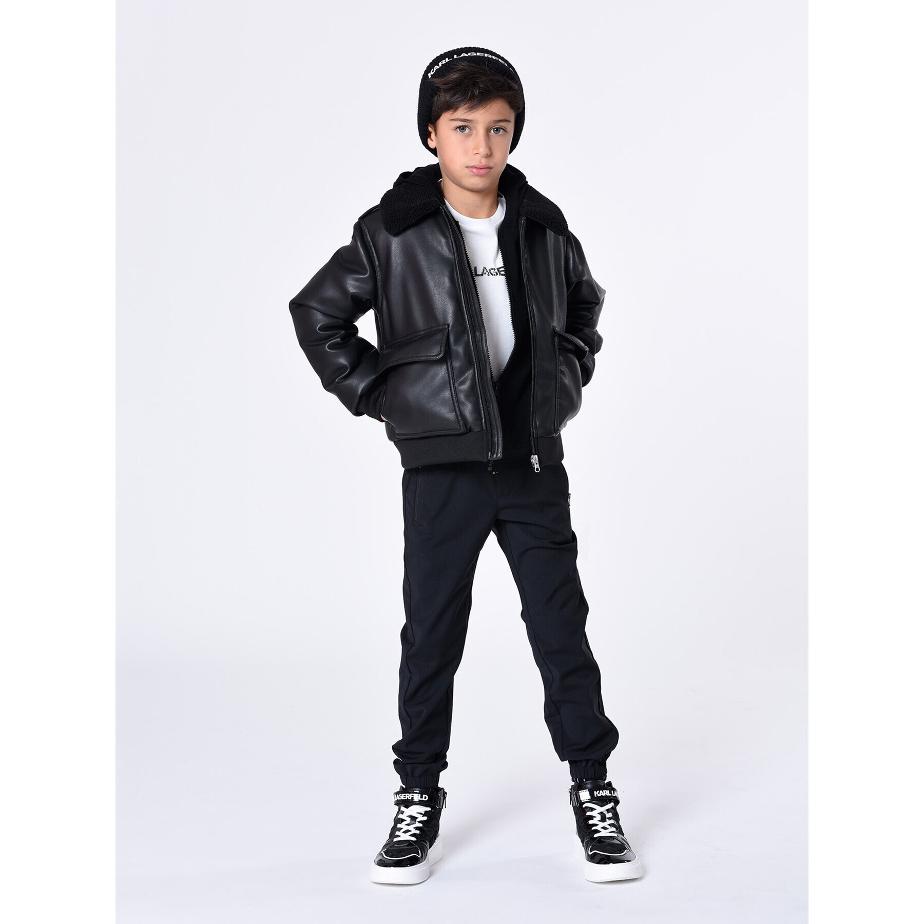 Karl Lagerfeld Kids Bavlnené nohavice Z24167 D Čierna Regular Fit - Pepit.sk