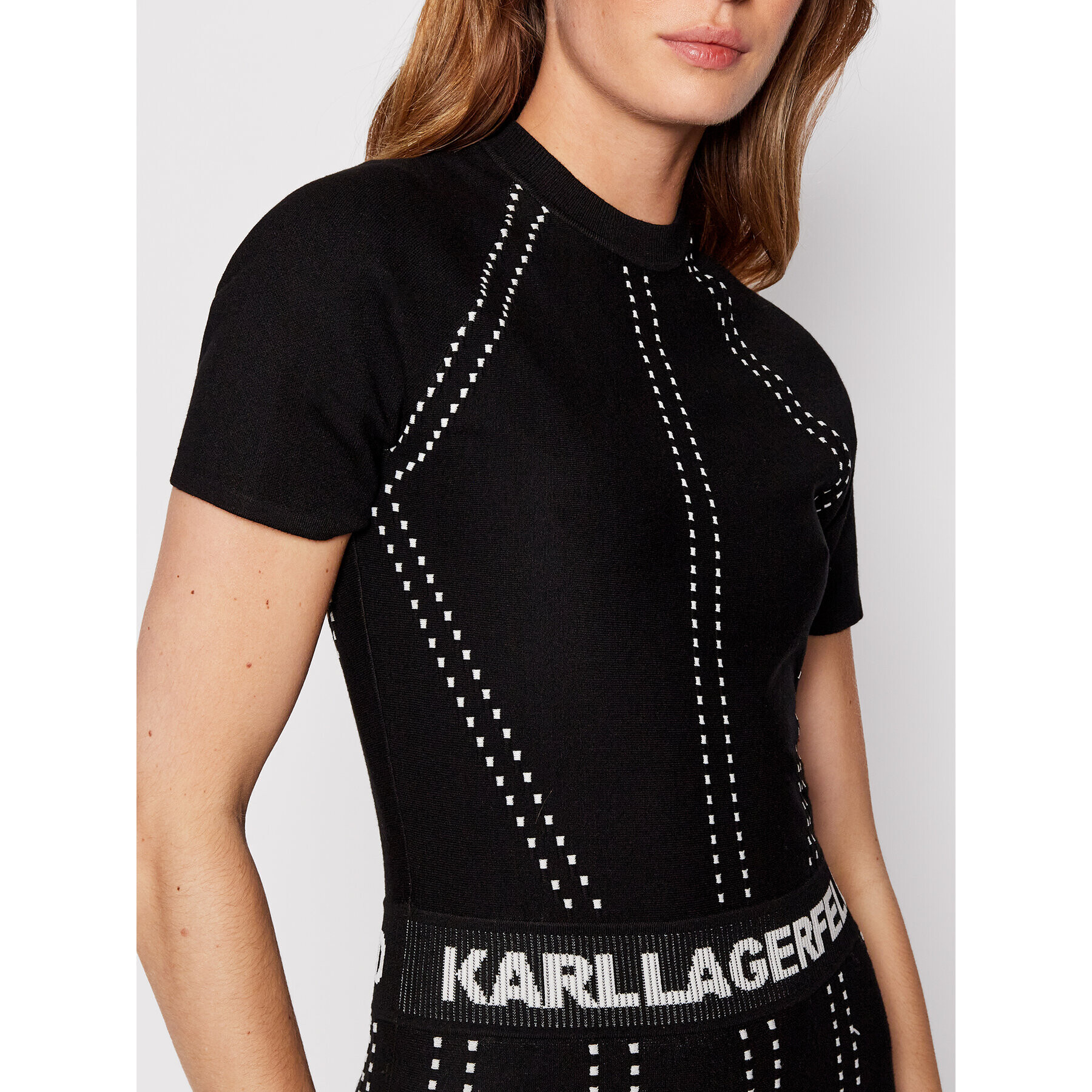 KARL LAGERFELD Úpletové šaty Logo 221W2050 Čierna Slim Fit - Pepit.sk