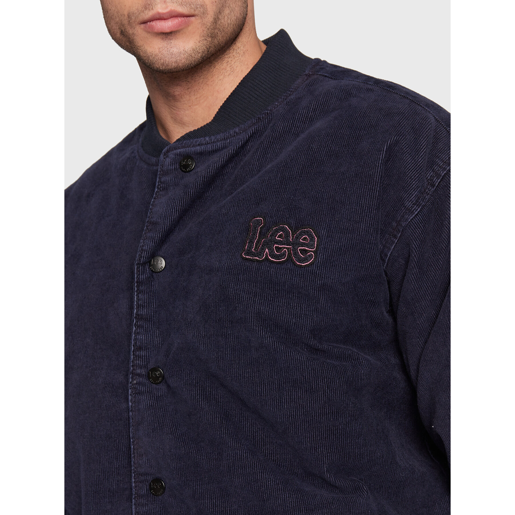 Lee Bundy bomber Varsity L89PDNPM Tmavomodrá Regular Fit - Pepit.sk