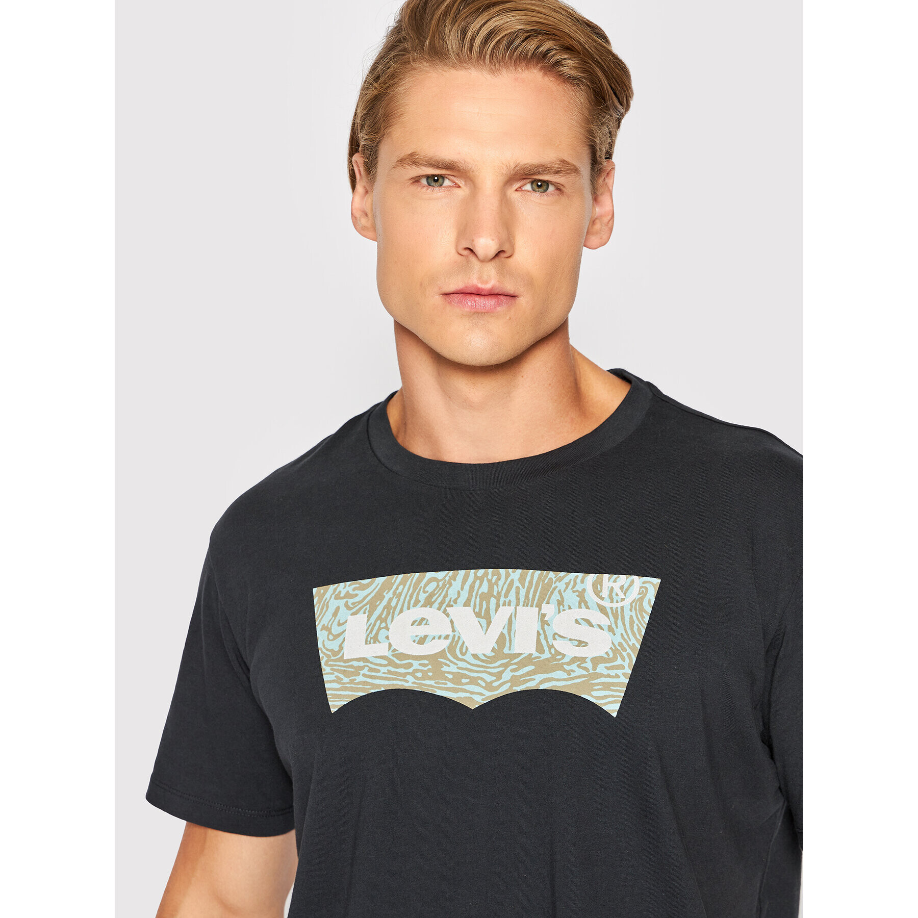 Levi's® Tričko Graphic Crewneck 22491-0577 Čierna Regular Fit - Pepit.sk