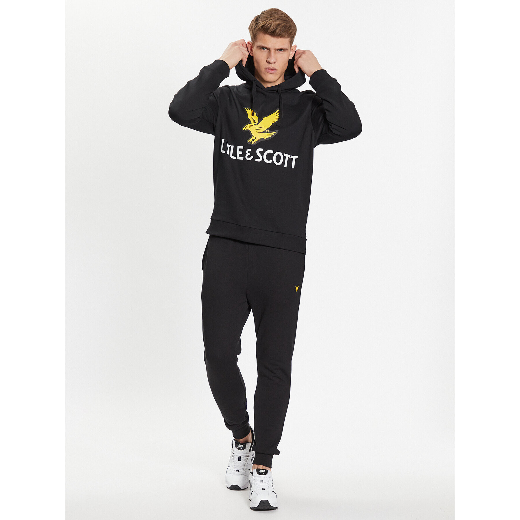 Lyle & Scott Tepláková súprava Printed Hoodie/Jogger Pack TK1700V Čierna Regular Fit - Pepit.sk