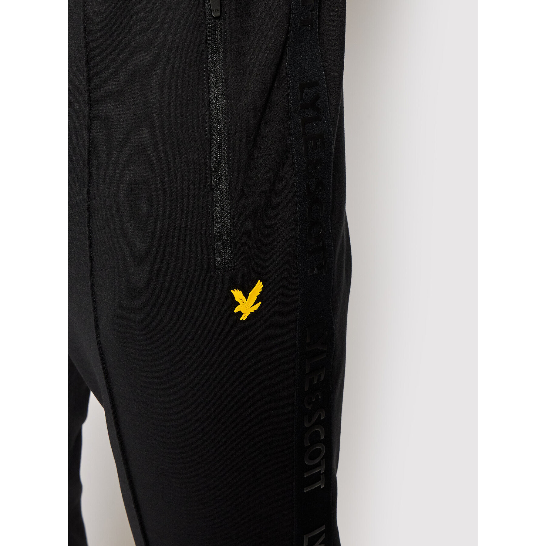 Lyle & Scott Teplákové nohavice Side Tape Trackies TR1485SP Čierna Regular Fit - Pepit.sk