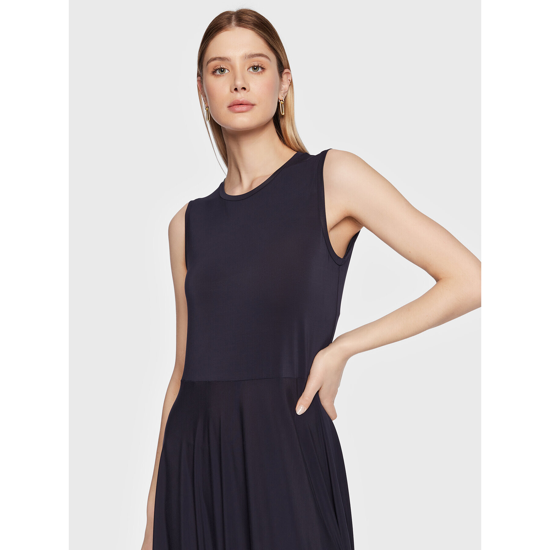 Max Mara Leisure Každodenné šaty Oggetti 23362108 Tmavomodrá Regular Fit - Pepit.sk