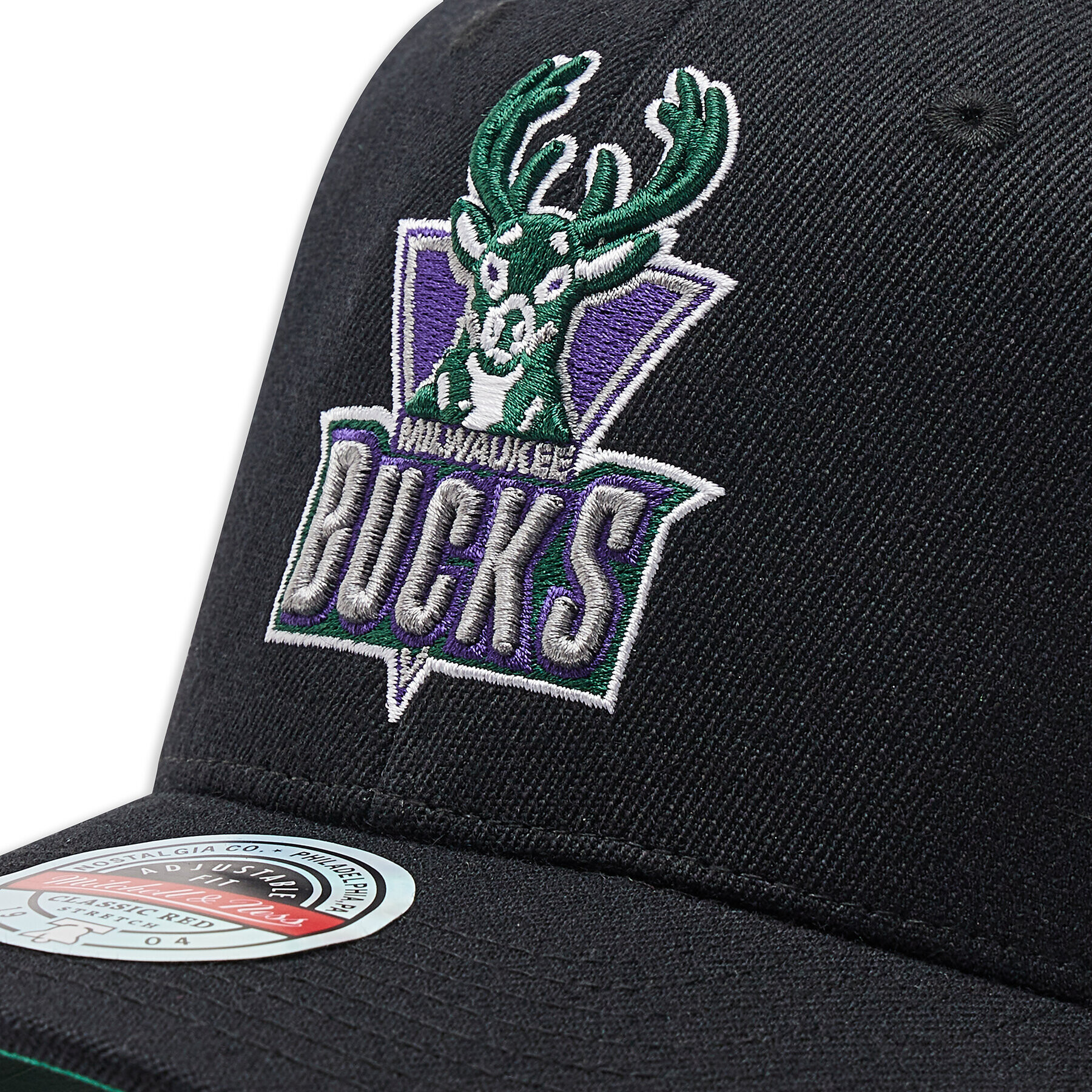 Mitchell & Ness Šiltovka Milwaukee Bucks HHSSINTL102 Čierna - Pepit.sk