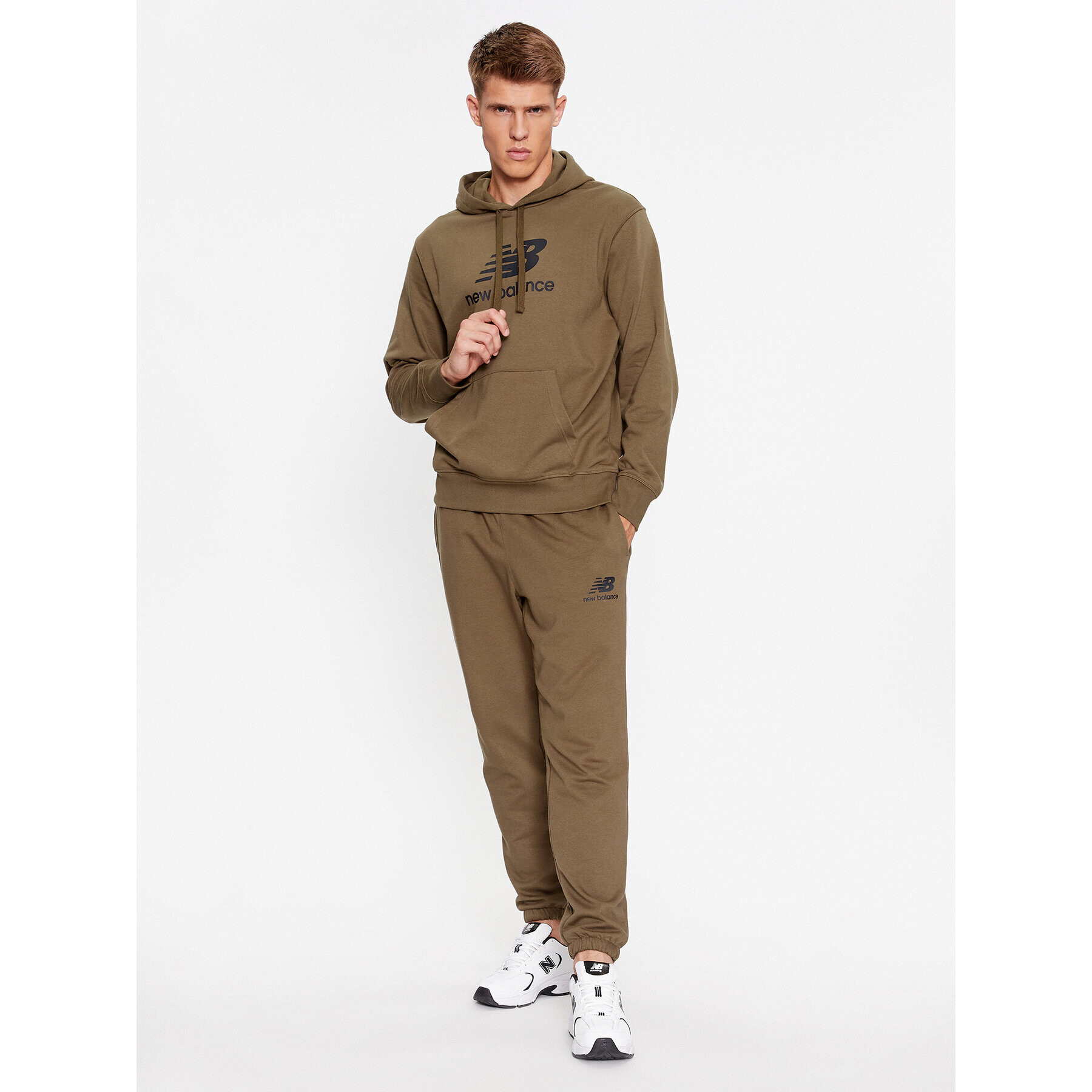 New Balance Teplákové nohavice Essentials Stacked Logo French Terry Sweatpant MP31539 Hnedá Regular Fit - Pepit.sk